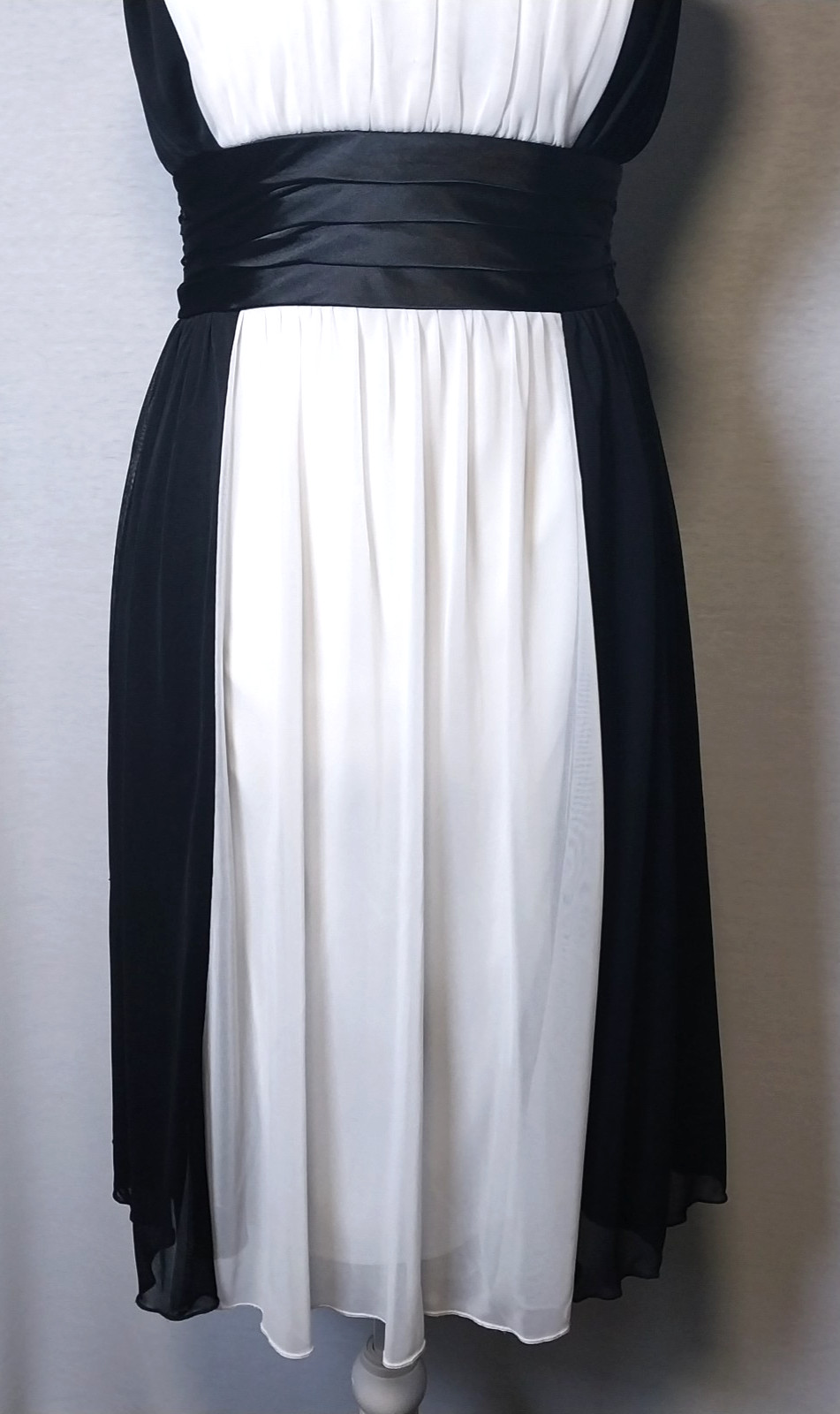 VTG Y2K City Triangles Black Cream Dress Medium Chiffon Babydoll Empire Waist