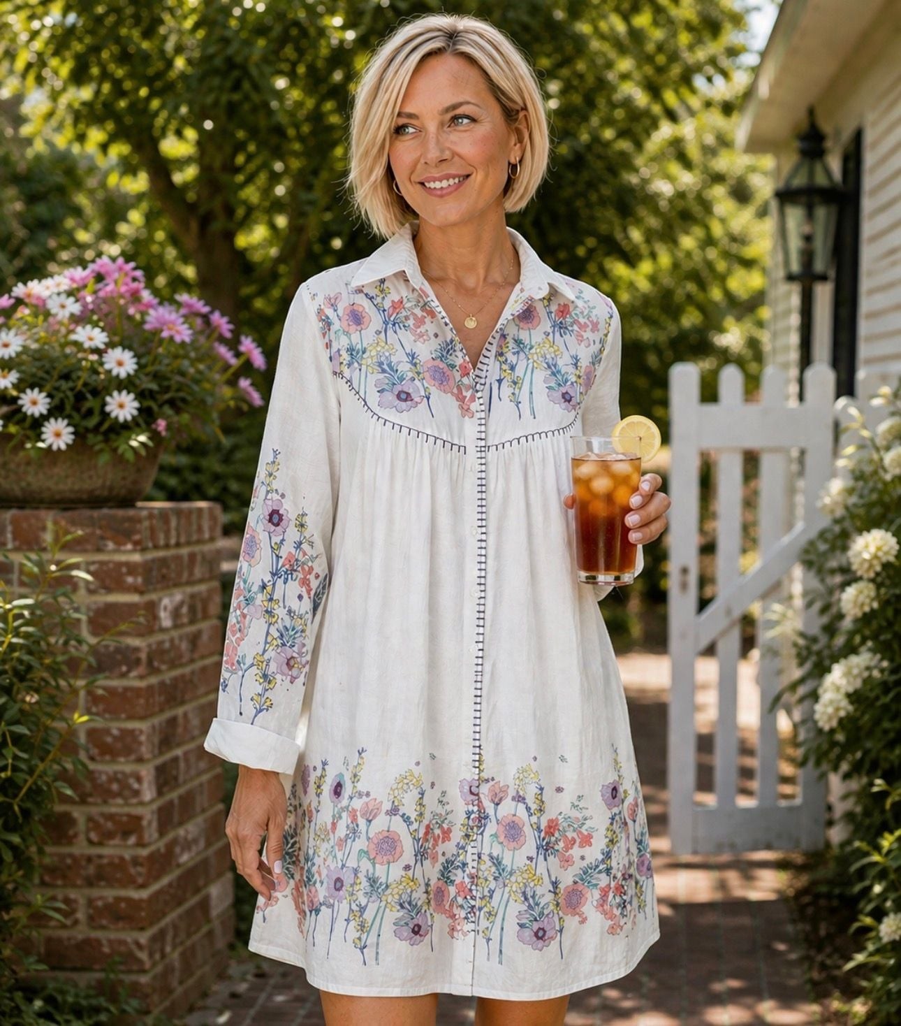 En Crème Floral Embroidered Boho Peasant Blouse Top Size Small NWT
