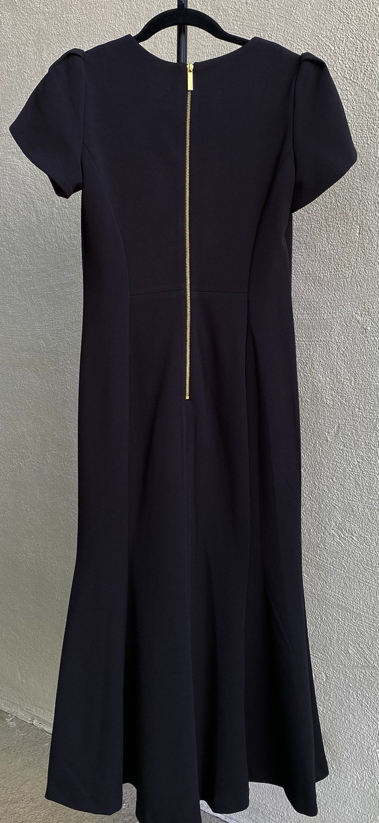 Calvin Klein Black Sheath Midi Dress Cap Sleeve Round Neck Stretch Zip Size 4
