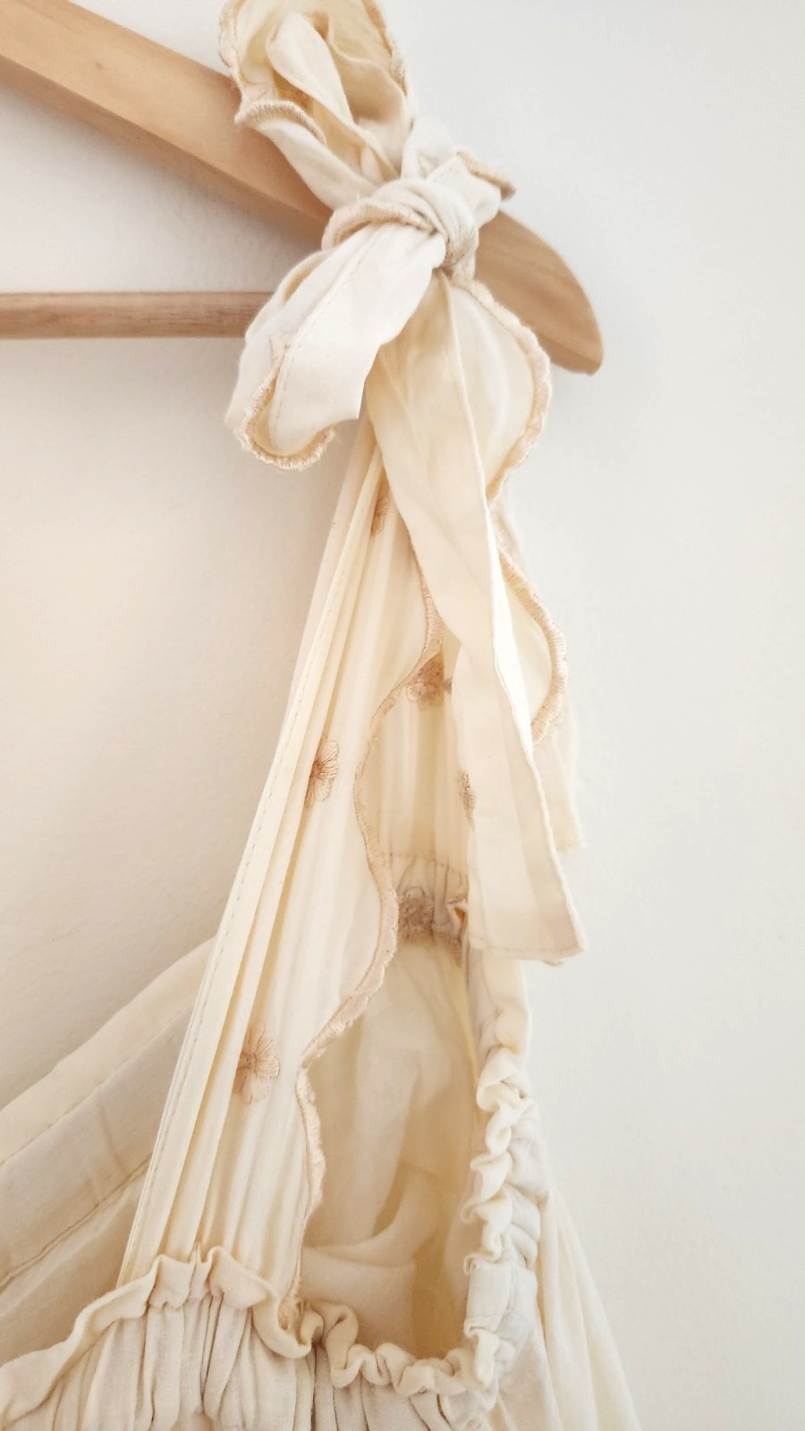 Innika Choo ~ Iva Biigdres Scallop Maxi Gown Dress Butter Creme 3 ~ 14 16 18 20