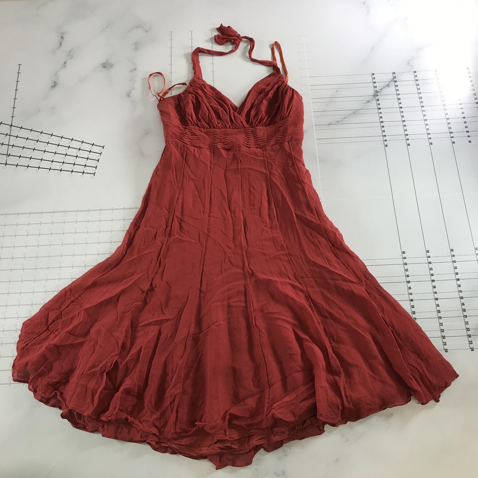 BCBGMAXAZRIA Dress Womens 8 Red Chiffon Halter Ruched Fit & Flare Midi Sundress