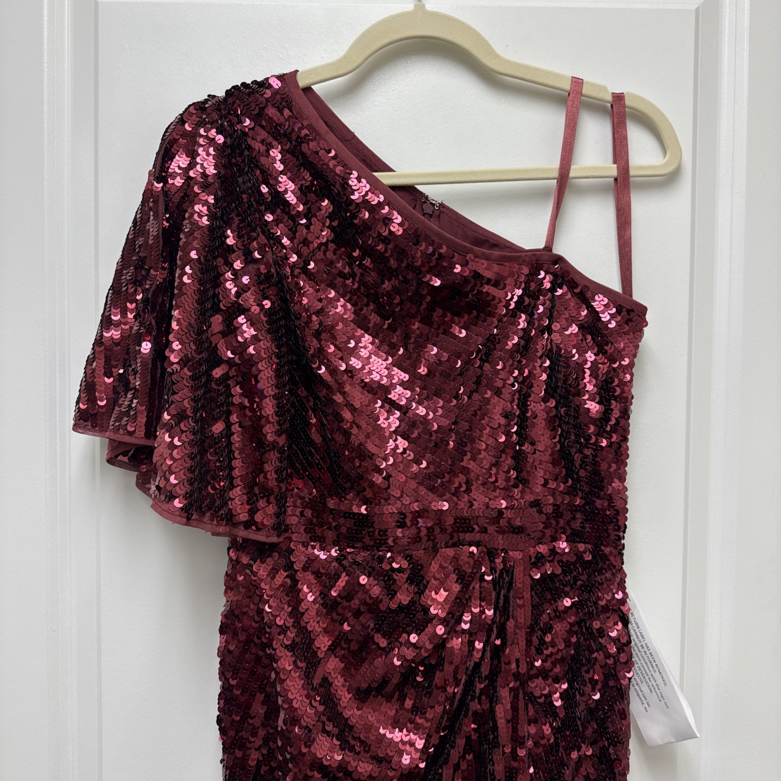 New Mac Duggal Size 4 Burgundy 93540 One-Shoulder Sequin Formal Gown Maxi Dress