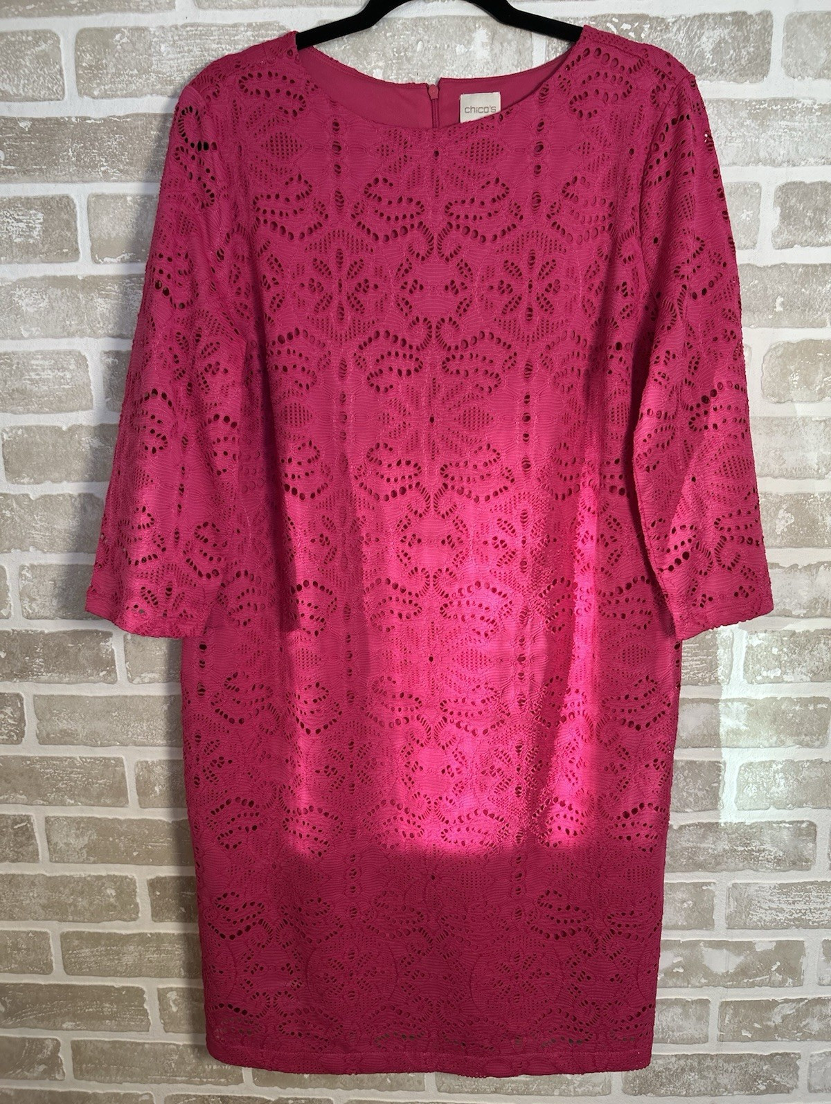 Chico’s Pink Floral Lace Sheath Dress Round Neck 3/4 Sleeve Knee Back Zip 2