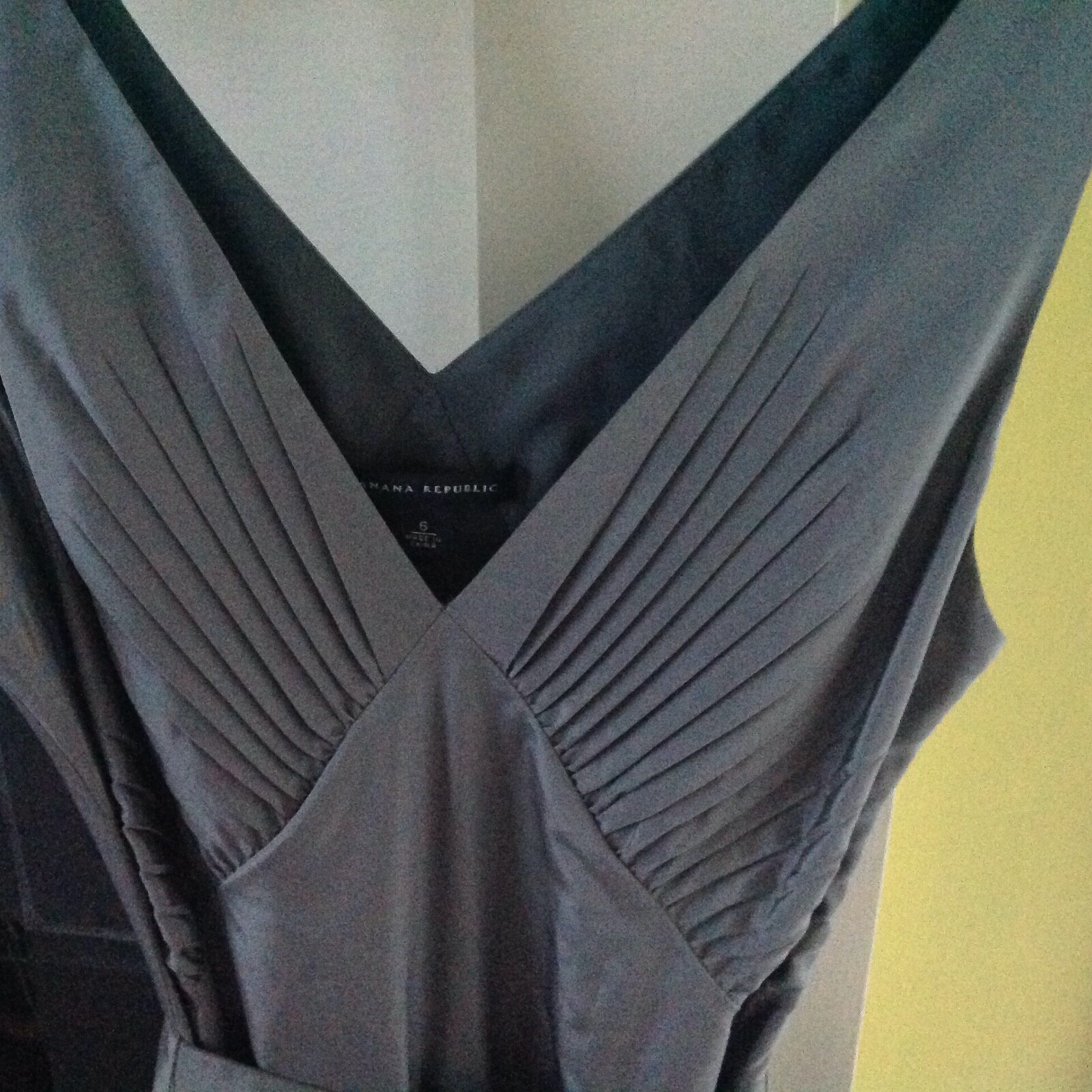 Vintage Banana Republic Pleated Taffeta Dress Silver Gray Cocktail Party Y2K 6