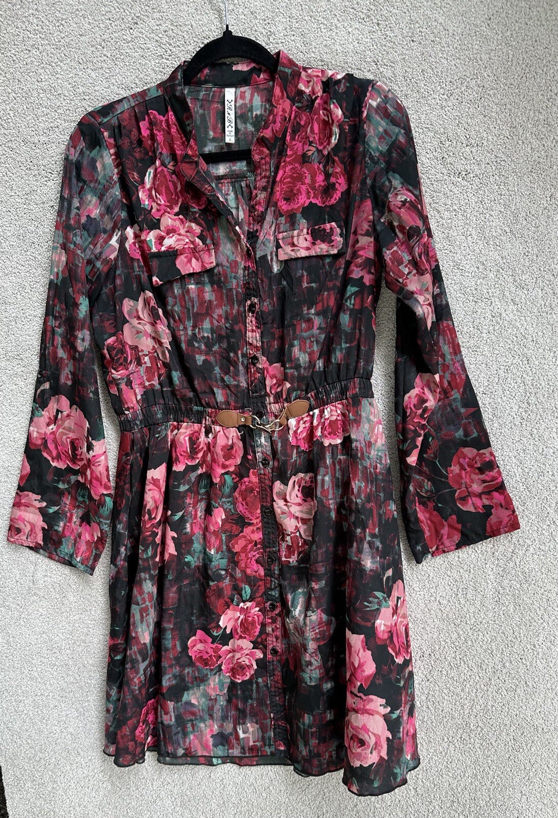 R&B Dress Womens Large Red Multicolor Floral Roll Tab Sleeve Button