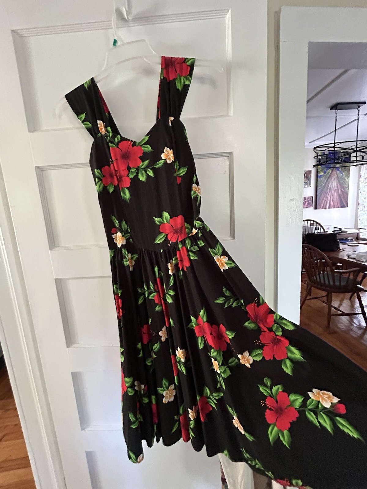 Aloha Mo’i Hawaii Dress Cotton Black Red Green Orange Hibiscus Print Smocked L