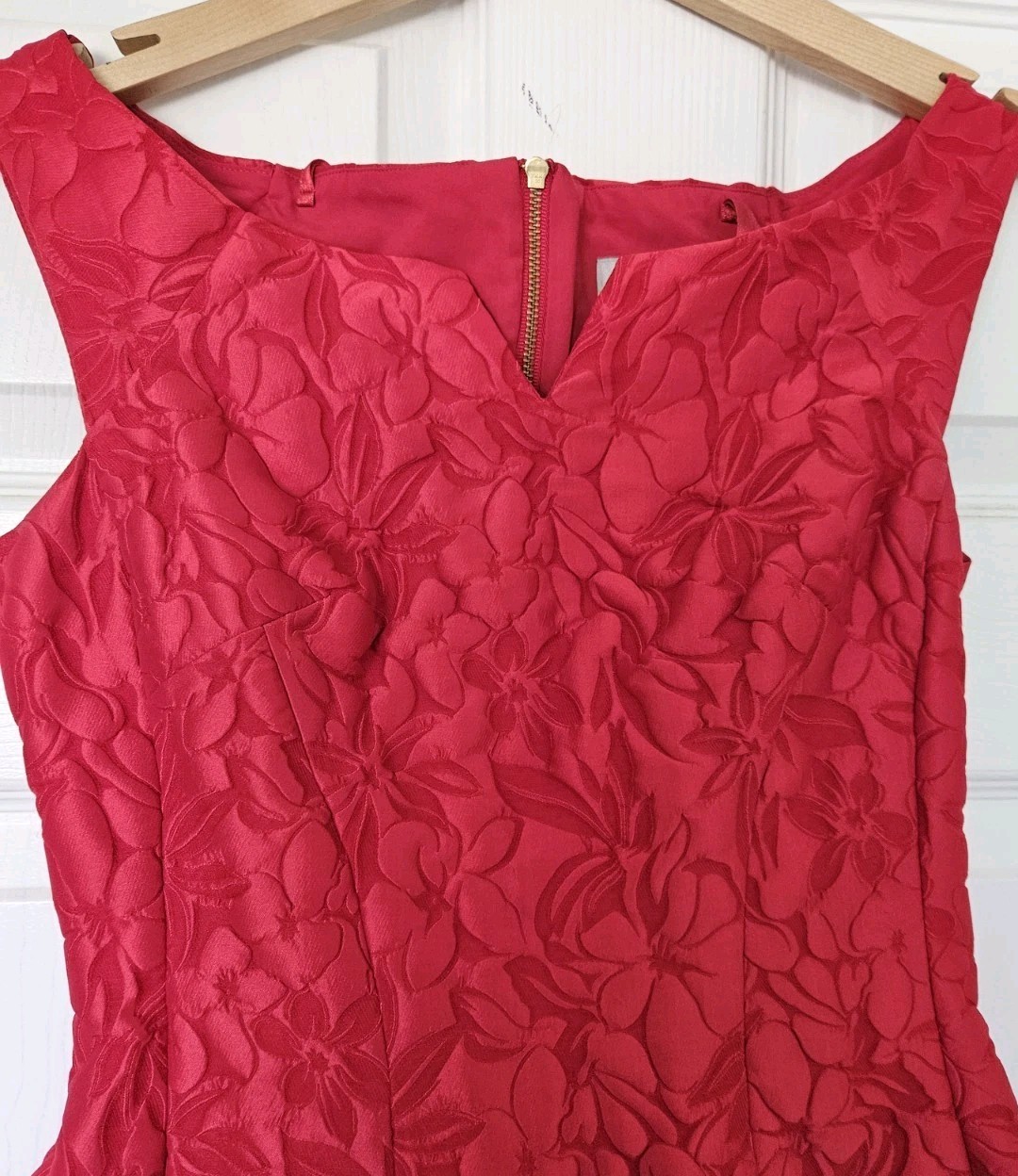 Coast Red Floral Midi Dress Fit & Flare Women’s Size 6 prom Evening Occasion
