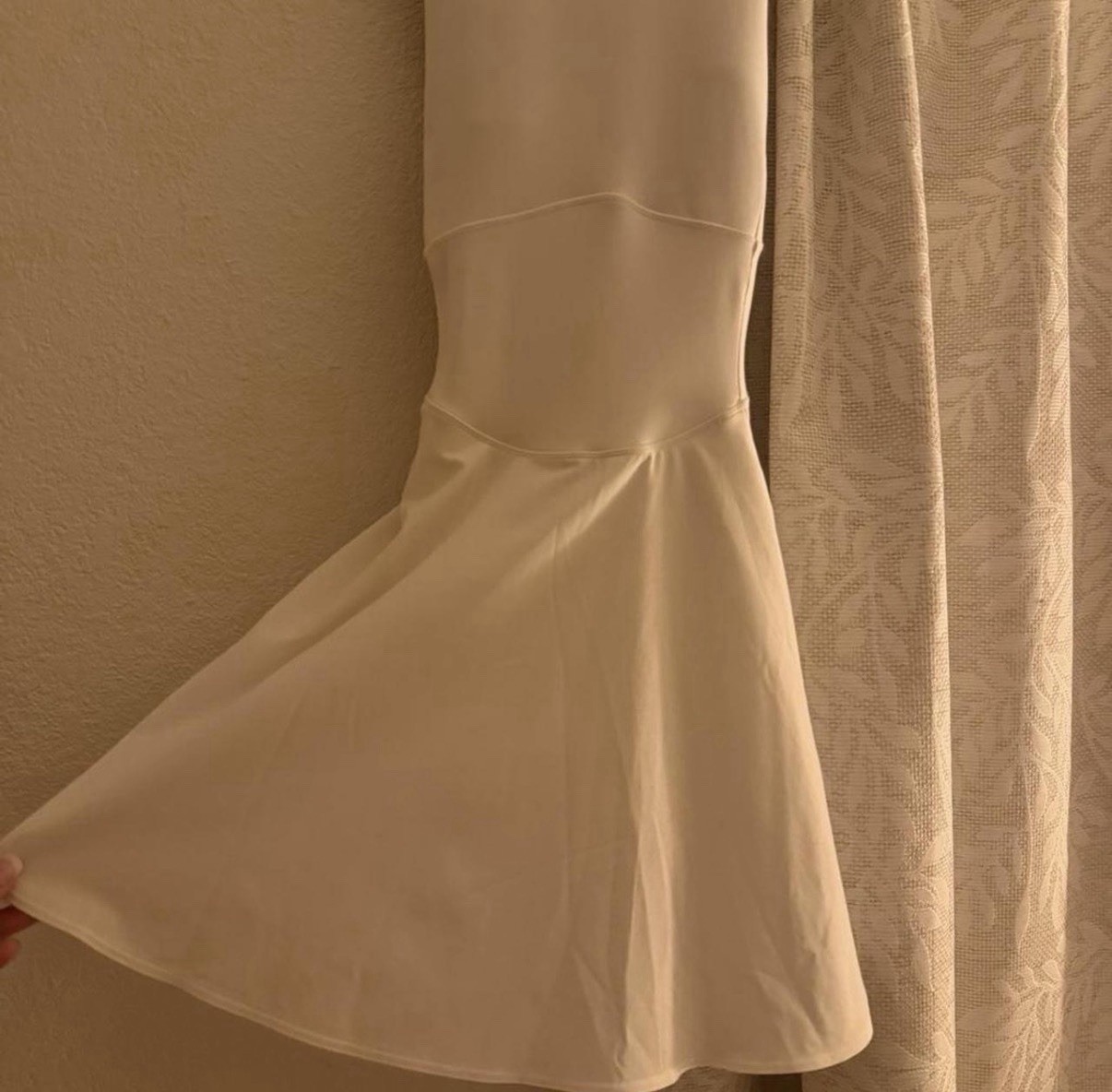 Lululemon Court Crush Dress White Size 8 Everlux Tennis Built-in Shorts Stretch