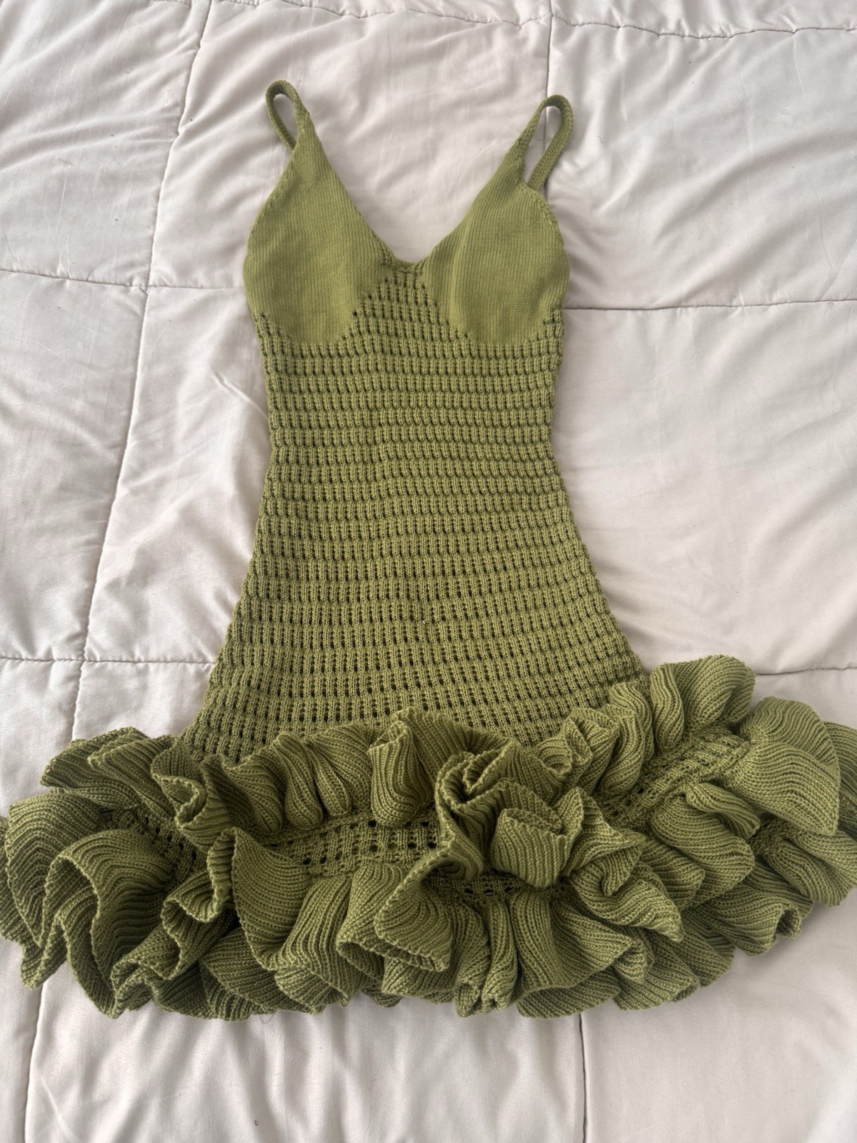 Womens Green Solid Knit Bodycon V-Neck Strappy Ruffle Hem Mini Dress S
