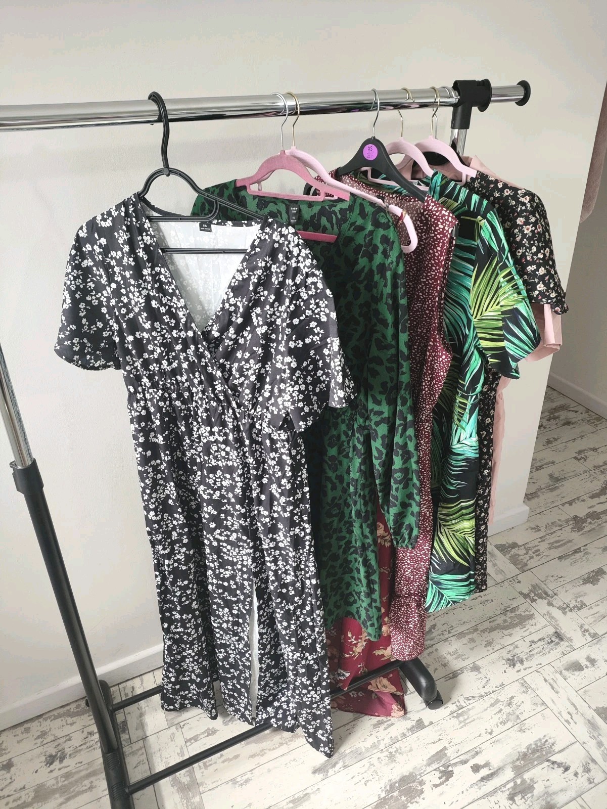 Shein Bundle Of 7 Dress Size XL 14 Summer Boho Short Sleeve Vneck Casual Womens