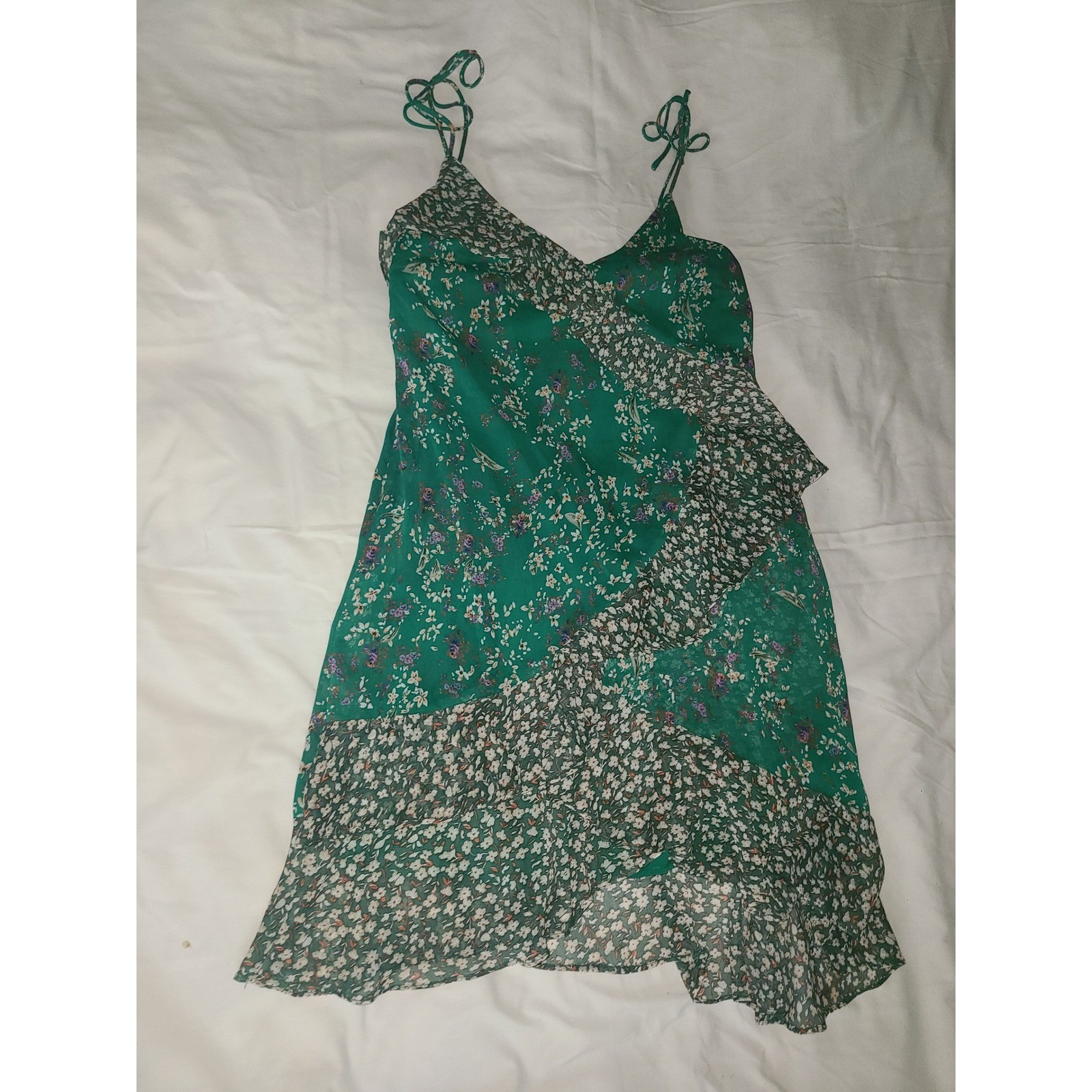 ASTR The Label Green Floral Ruffle Mini Dress Tie Strap Womens Large