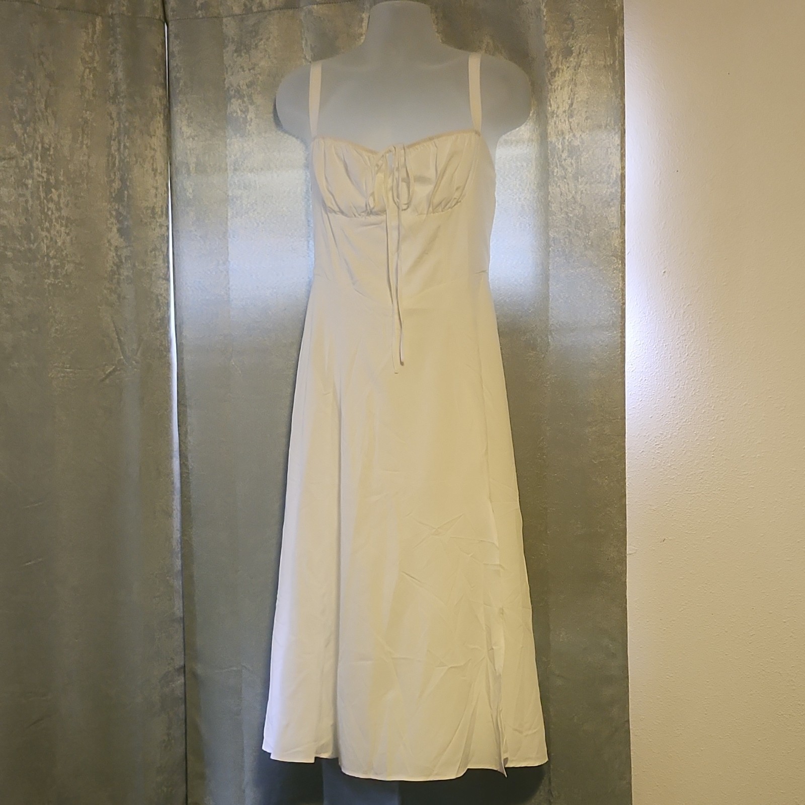 GLNEGE Women’s White Satin Solid Maxi Dress Square Neck Lace-Up Back XL