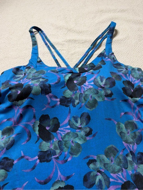 Title Nine Yes Dress Chili Blossom Blue Floral M Built in Bra Summer Outdoor