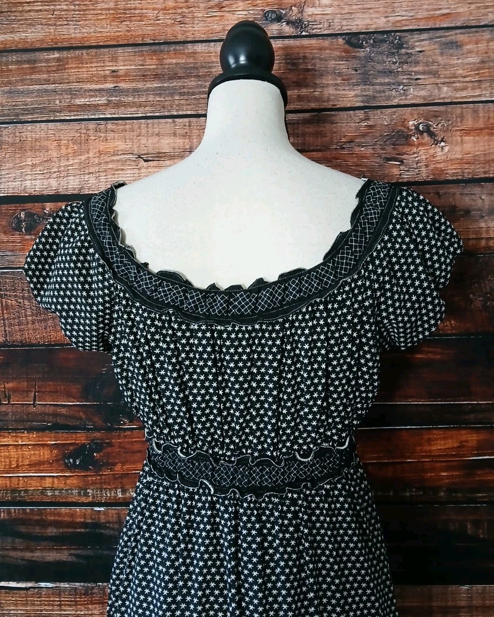 Max Studio Dress S Peasant Puff Sleeve Black White Star Print Nylon Mesh Ruffle