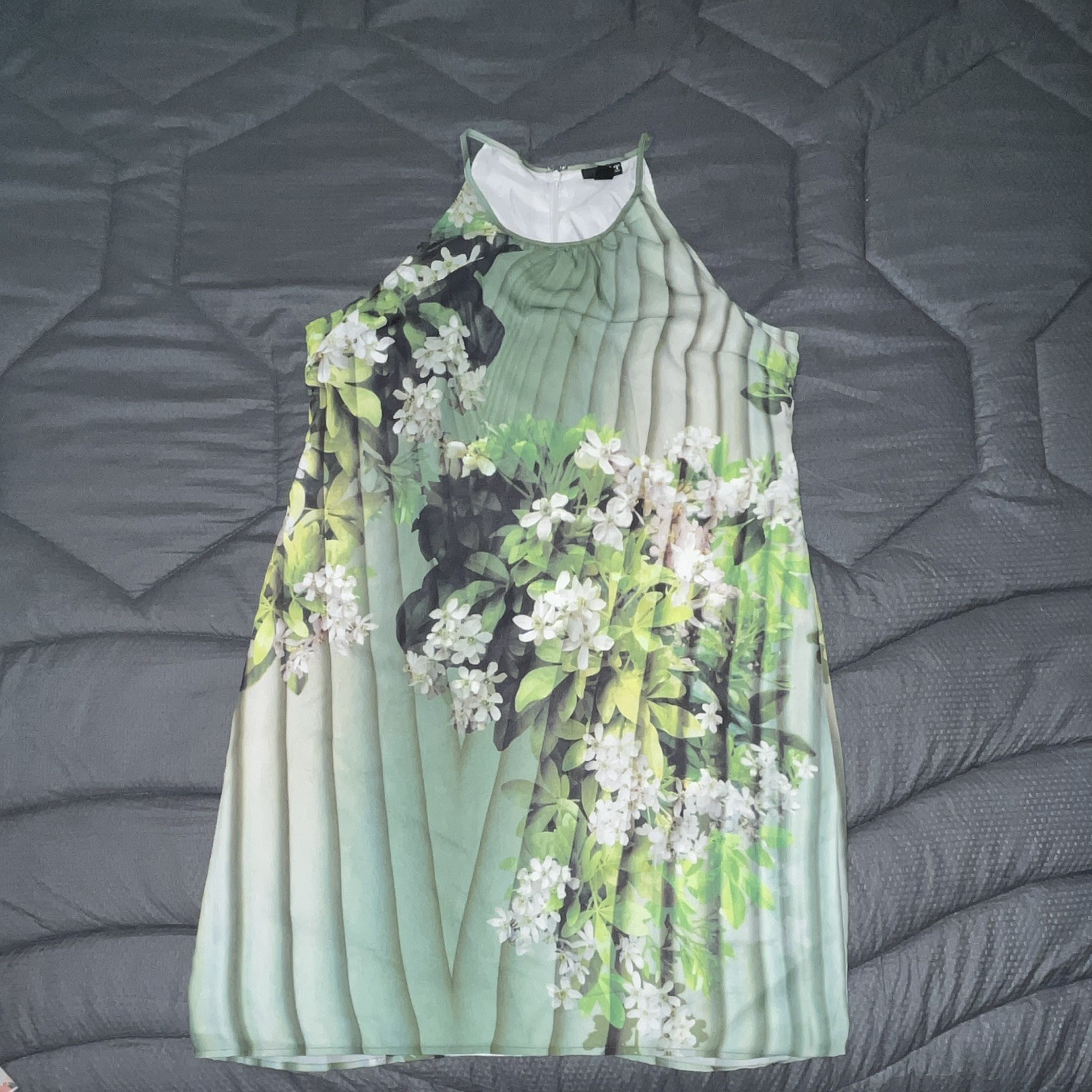 a.n.a Green Floral Halter Sleeveless Knee Length Polyester Zip Dress 10