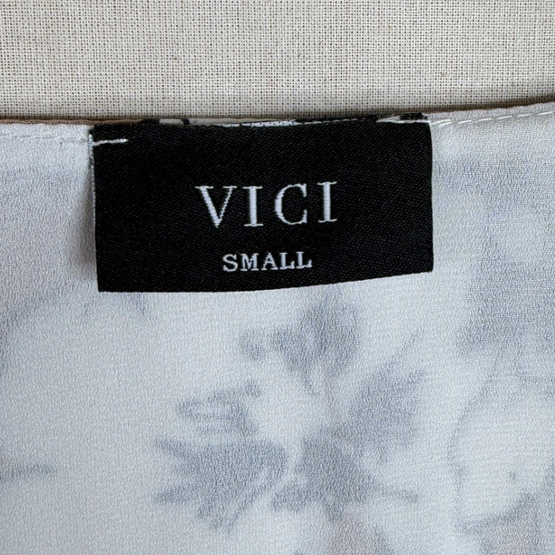 Vici Floral Print Tyche V-neck Balloon Sleeve Dress size Small Tan/White/Black