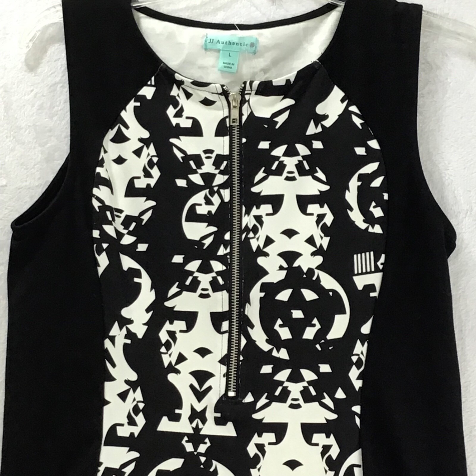 JJ Authentic / Black Tribal Print Bodycon Cocktail Front Zip Mini Dress / Size L