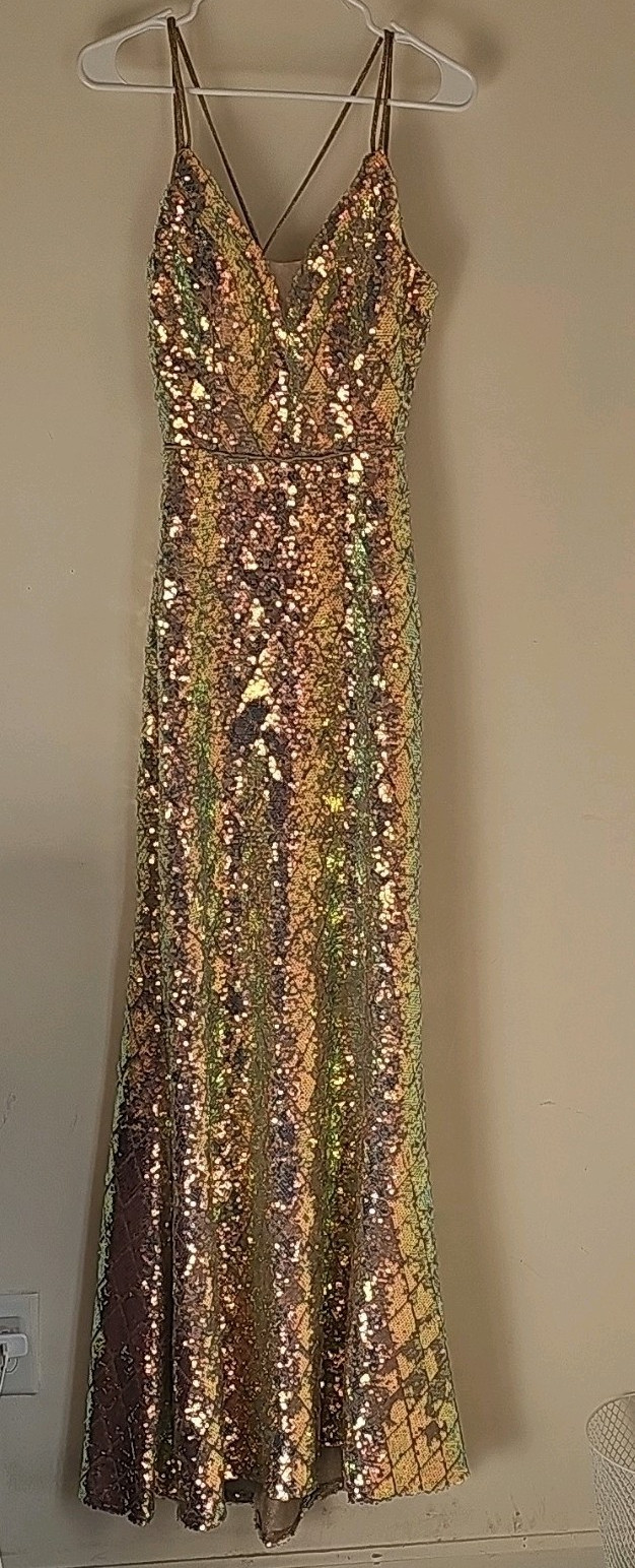 TLC Say Yes to the Prom size 11/12 Blush Gold Sequin V-Neck Strappy Sleeve dress