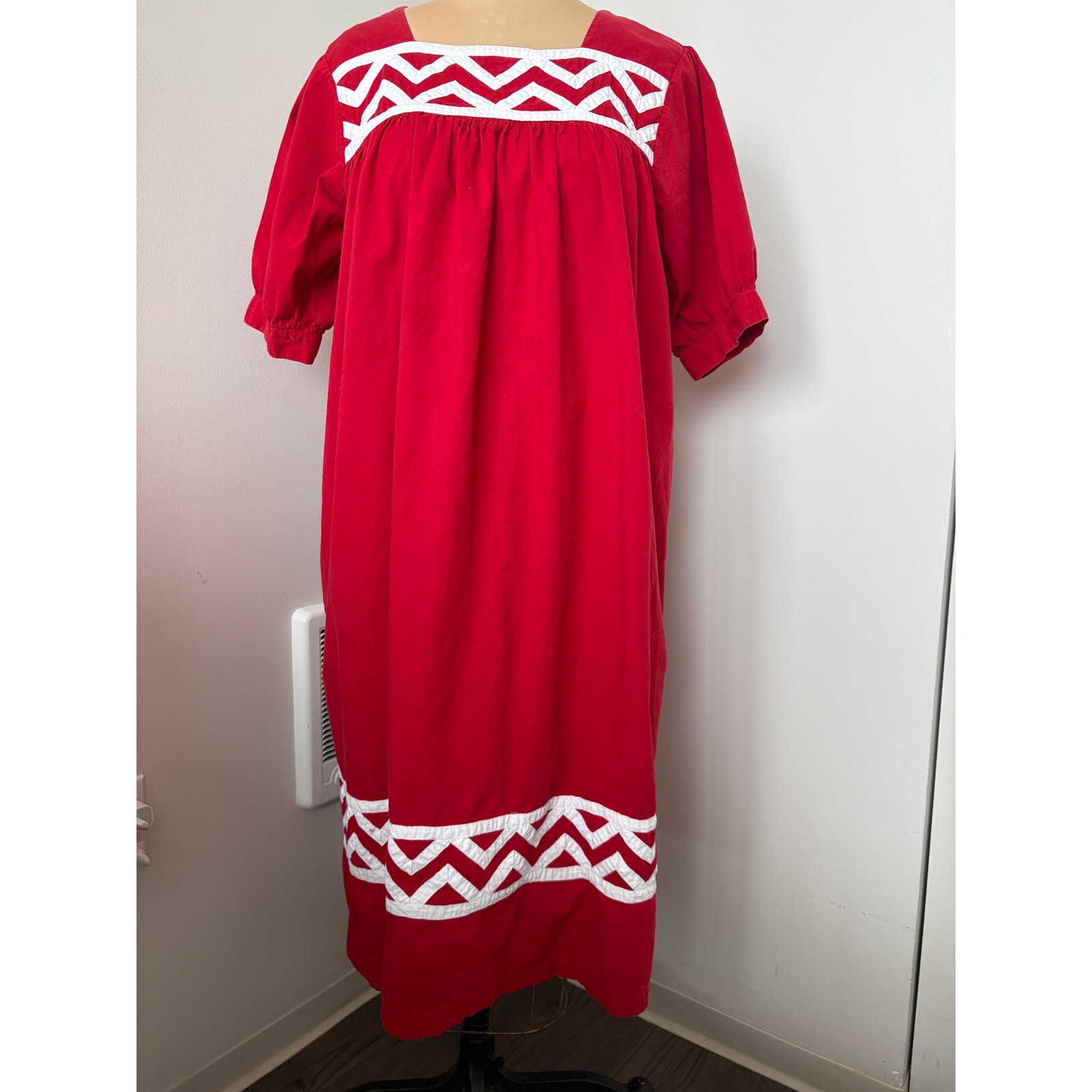 VTG 80s Cotton Midi Dress Sz L Geometric Applique Red White Puff Sleeve Peasant
