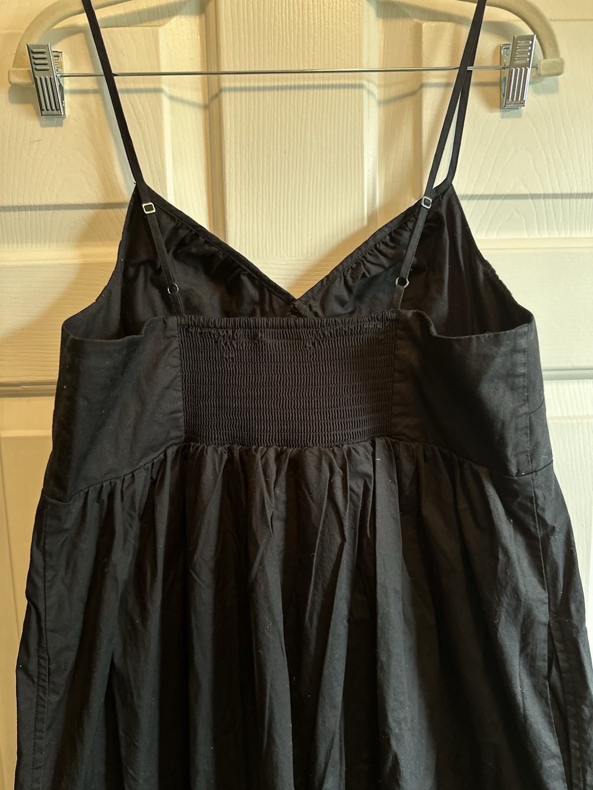 GAP Black V-Neck Spaghetti Strap Tiered Skirt Midi Dress L Minimal Capsule Chic