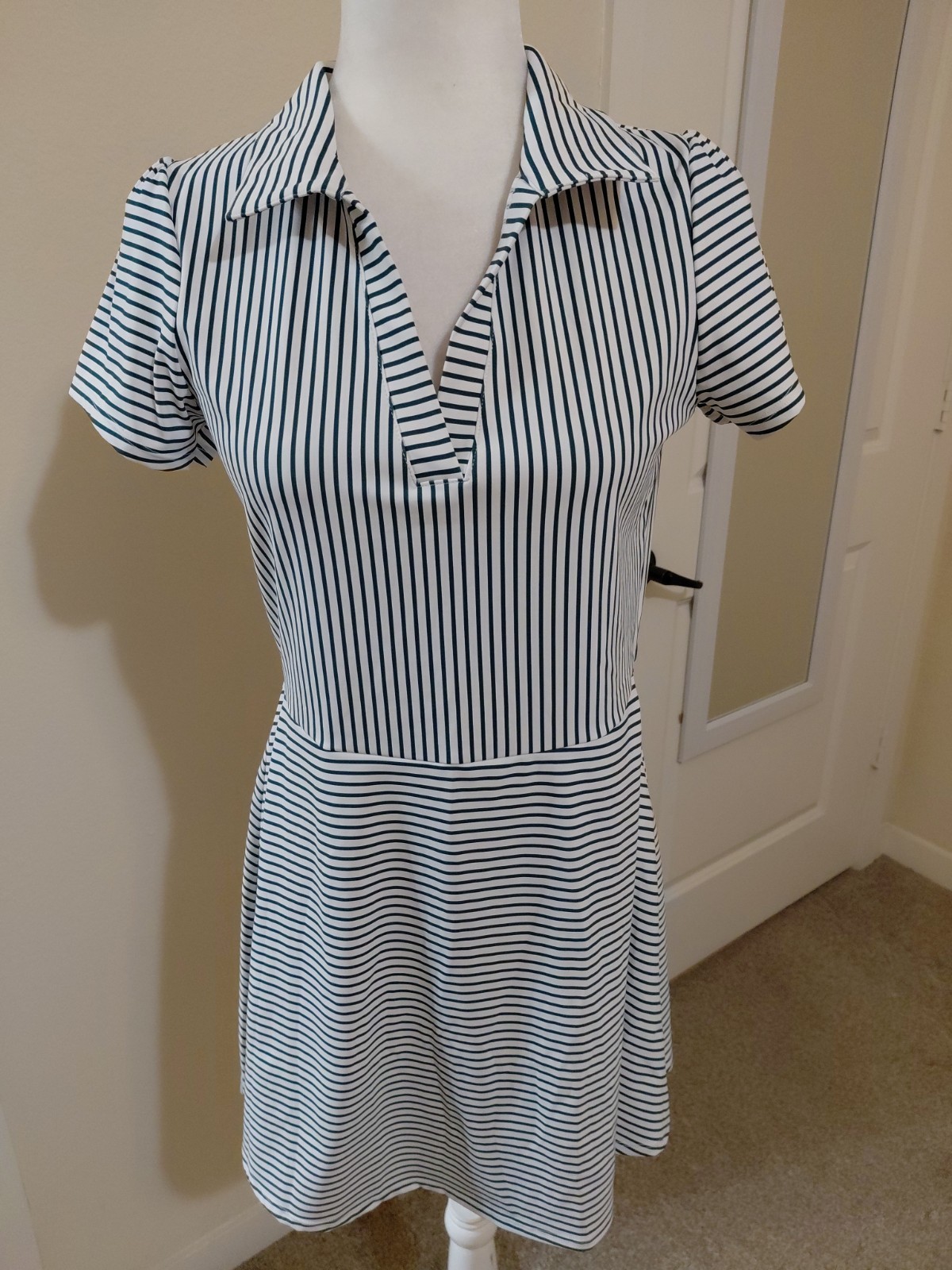Addison Bay Dress Striped Sz M NWT Super White And Ivy Green