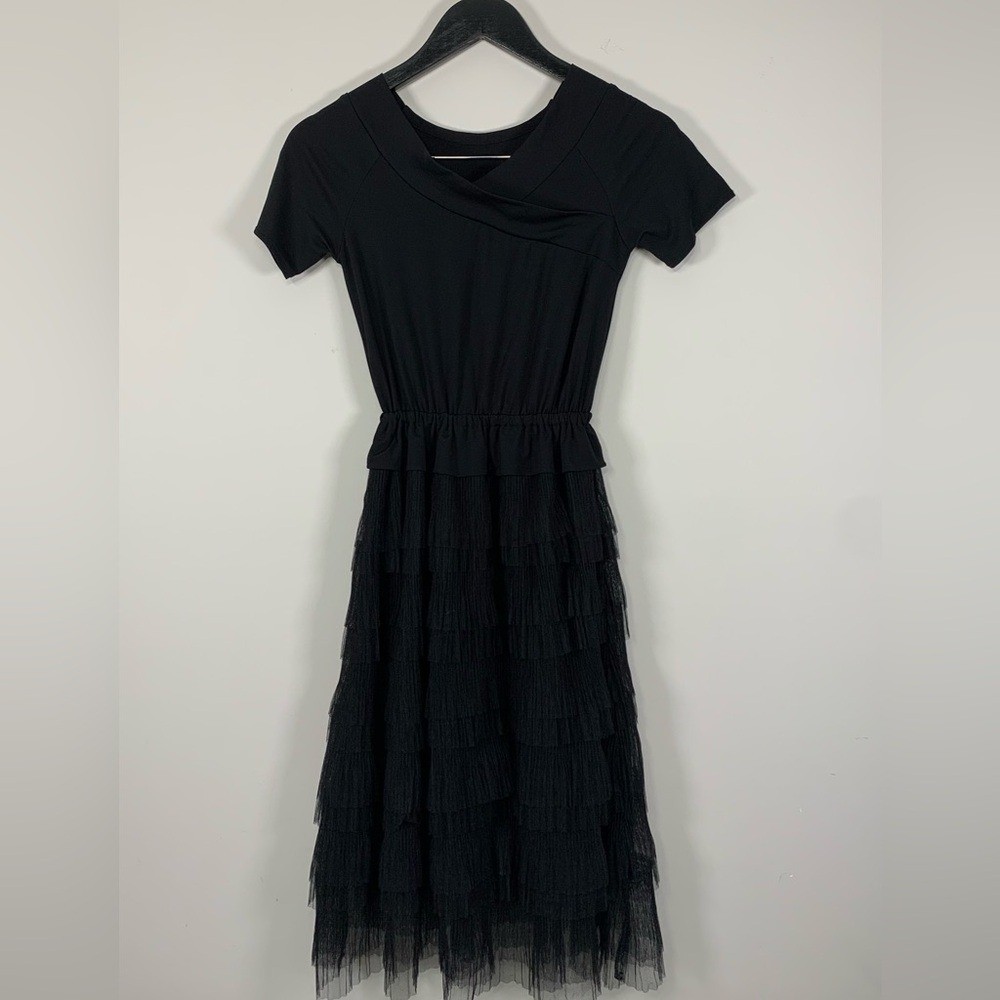 Black Tiered Tulle Midi Dress Short Sleeve – Size- Small