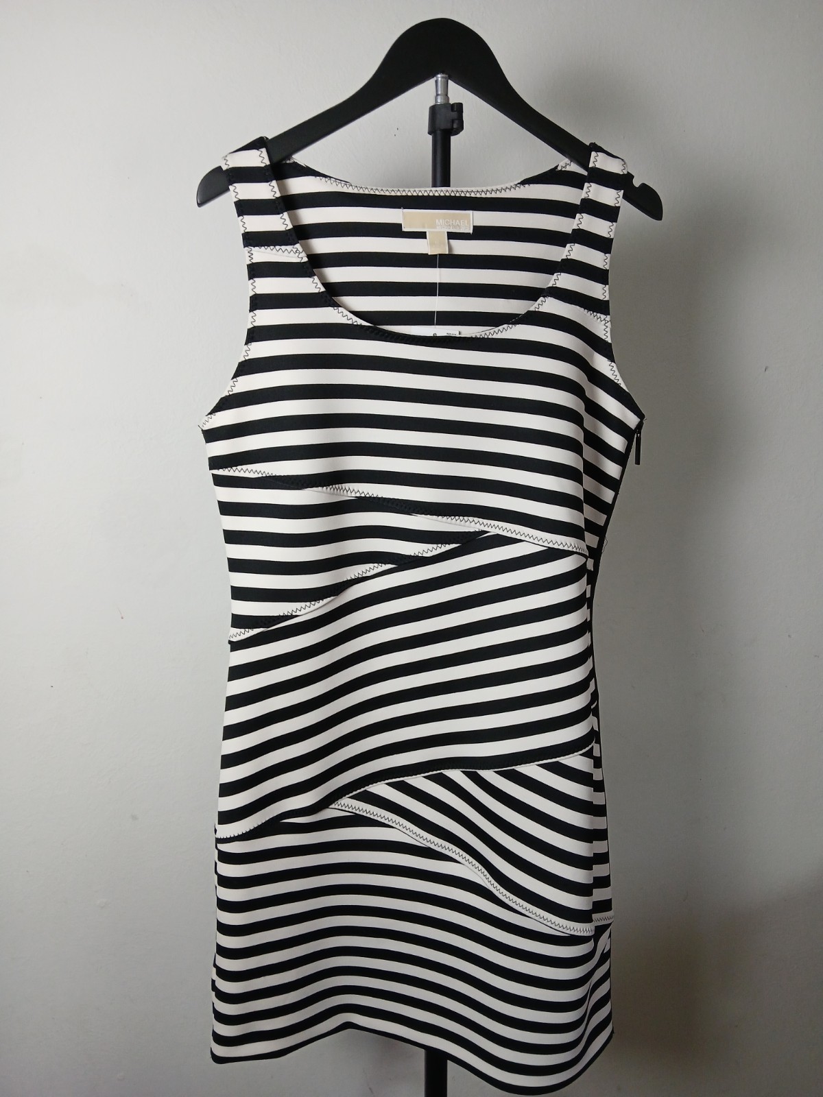 Michael Kors Stripped Sleevless Dress Size 12 New with Tags
