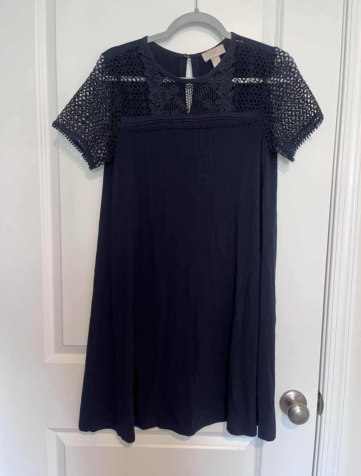 LOFT Outlet Shift Dress Navy XS Lace Short Sleeve Round Neck