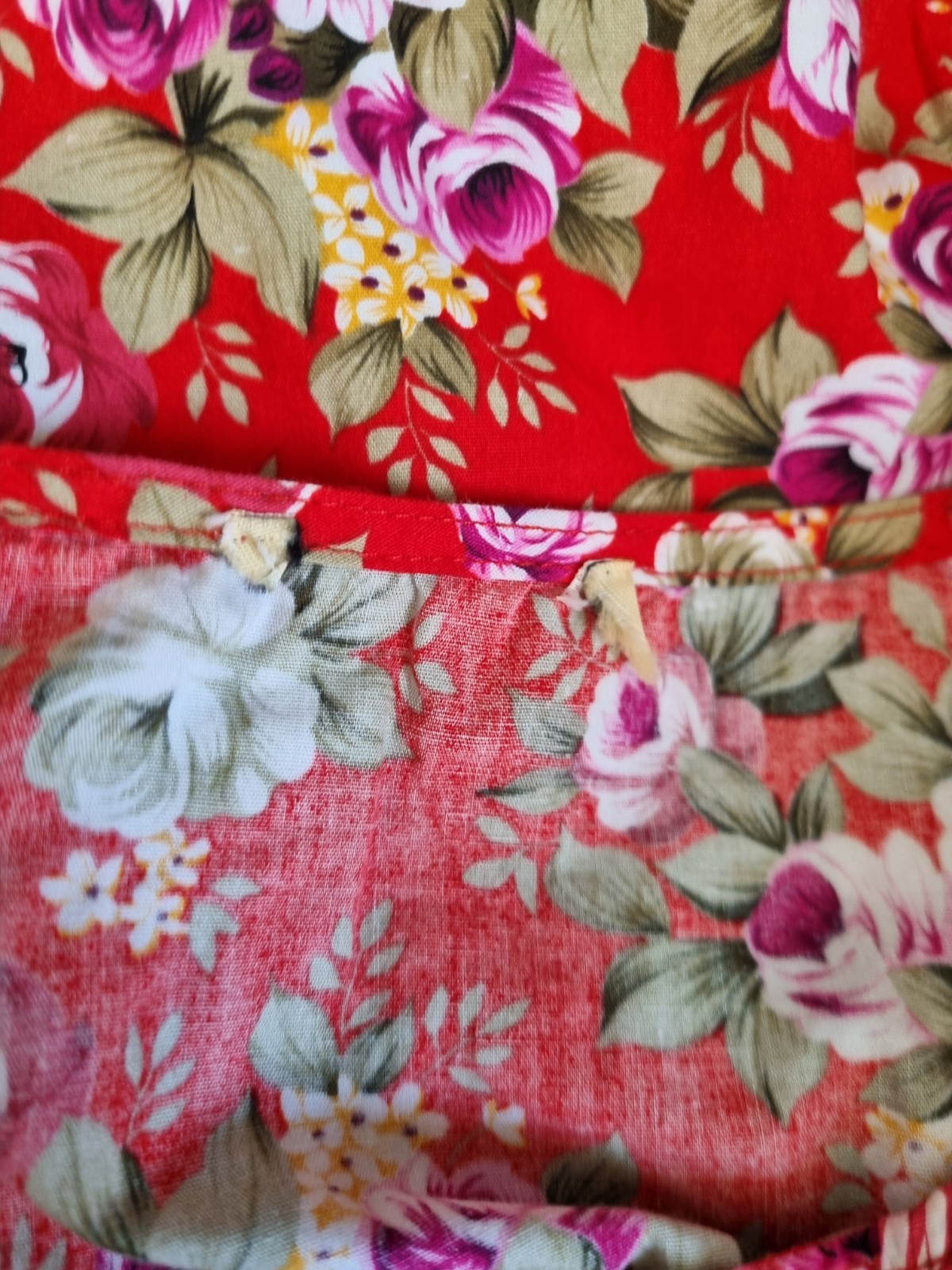 Lindy Bop Vintage Red Ditsy FLoral Fit & Flare Dress Size 12/4 summer ready M