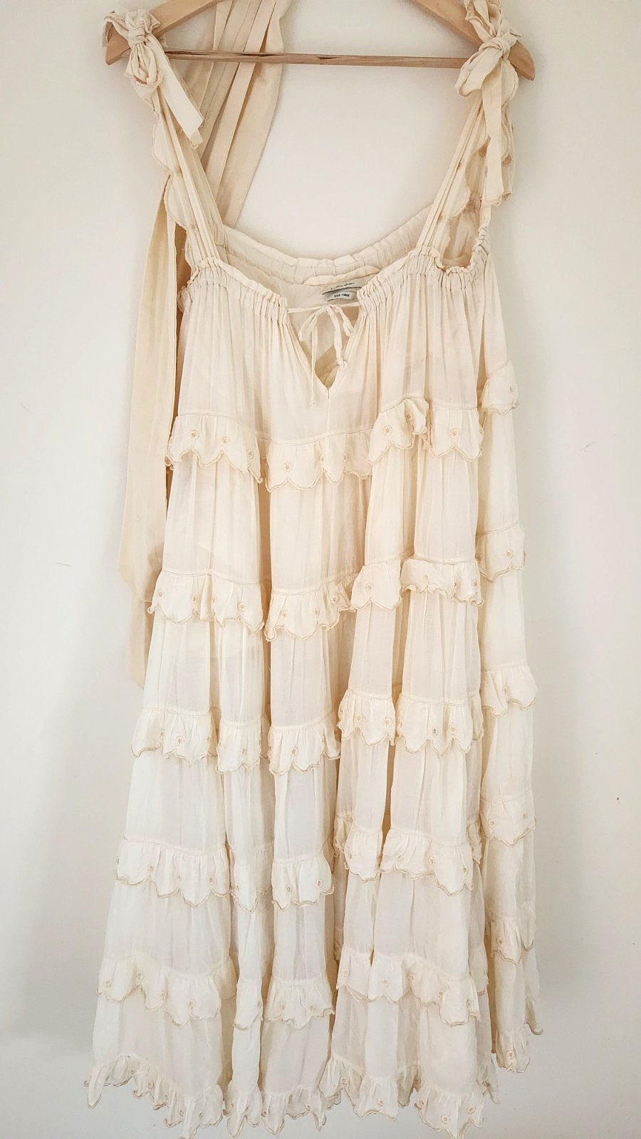 Innika Choo ~ Iva Biigdres Scallop Maxi Gown Dress Butter Creme 3 ~ 14 16 18 20