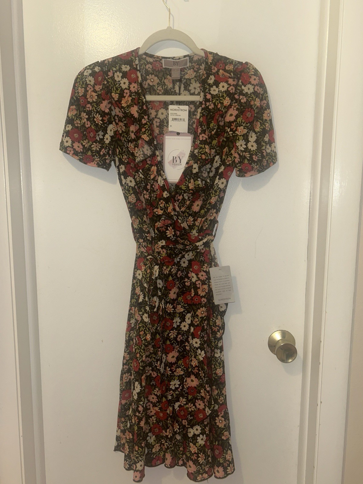 BY Design Women’s M Black Multicolor Floral V-Neck Wrap Midi Short Sleeve