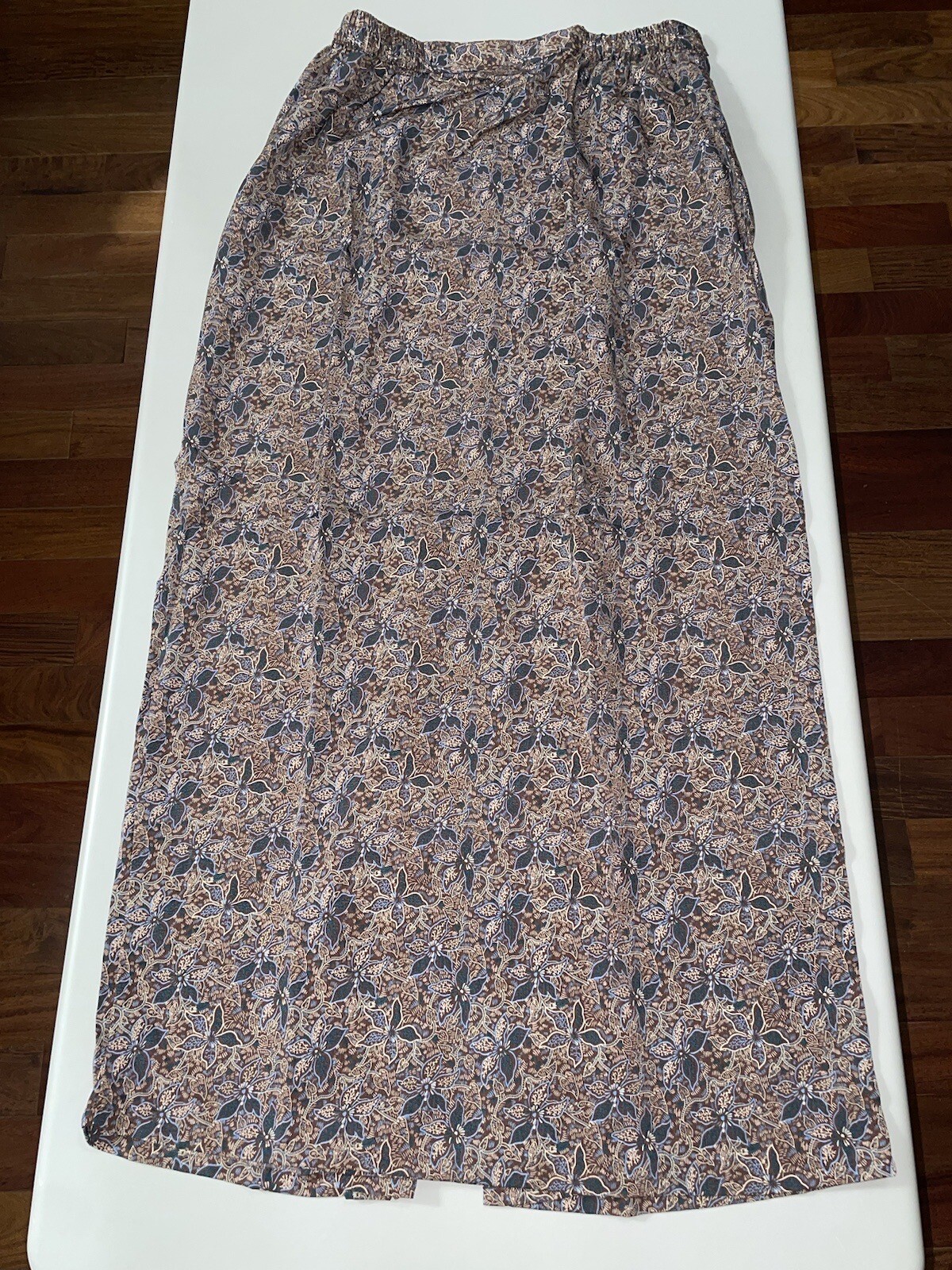 Muslimah Clothing Women’s Baju Kurung Batik Lace Alexa Kuntum Beige Large