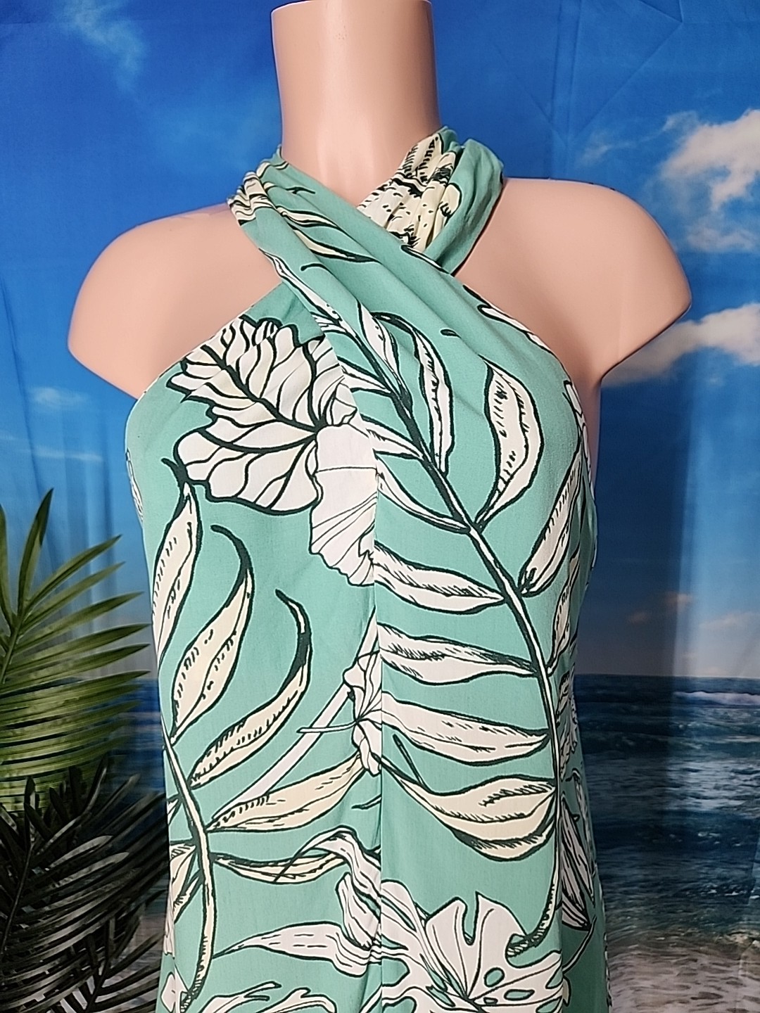 NWT CUPSHE Boho Knee (Aquamarine) Green White Yellow Floral Leaves Size Medium..