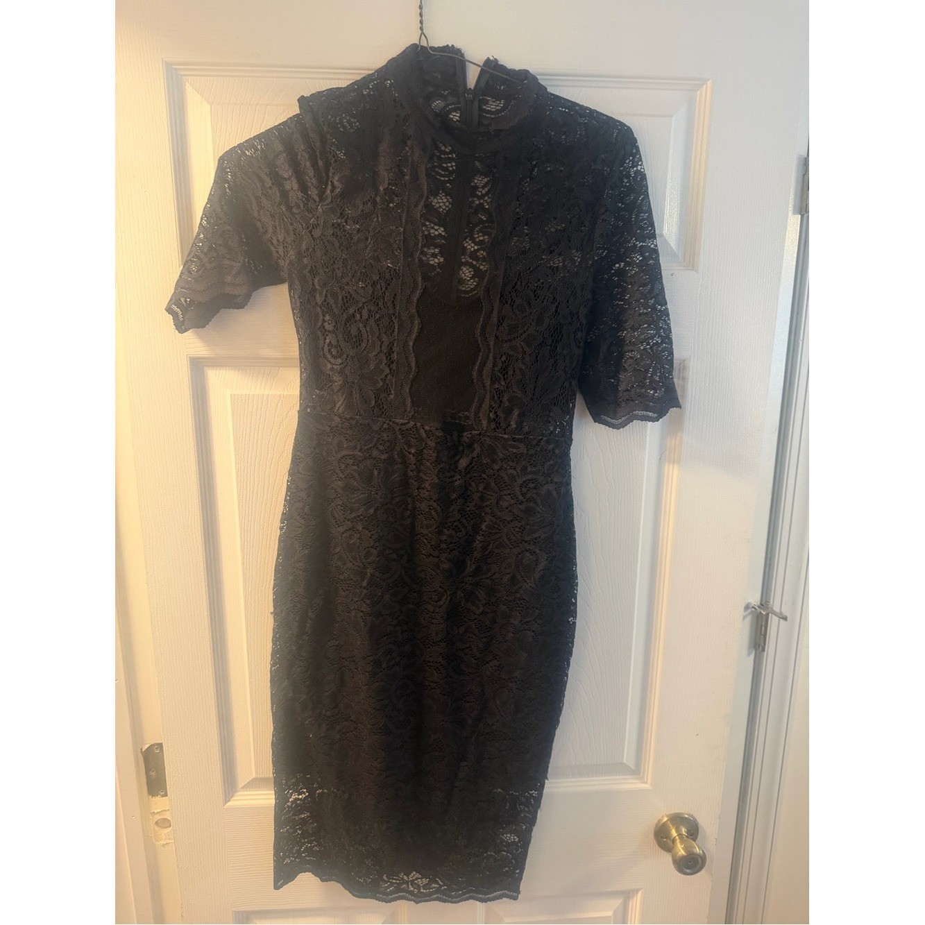 Express Black Lace Midi Sheath Dress High Neck Half Sleeve Lined Size 6