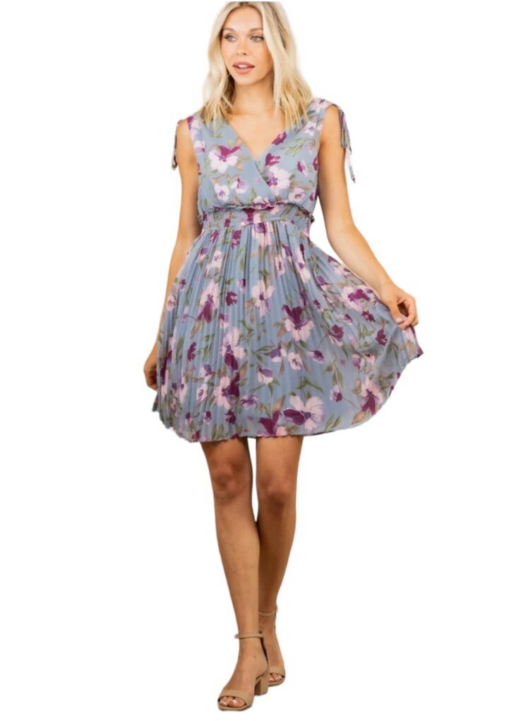 Gilli blue floral smoked waist dress womens size medium sleeveless box pleat
