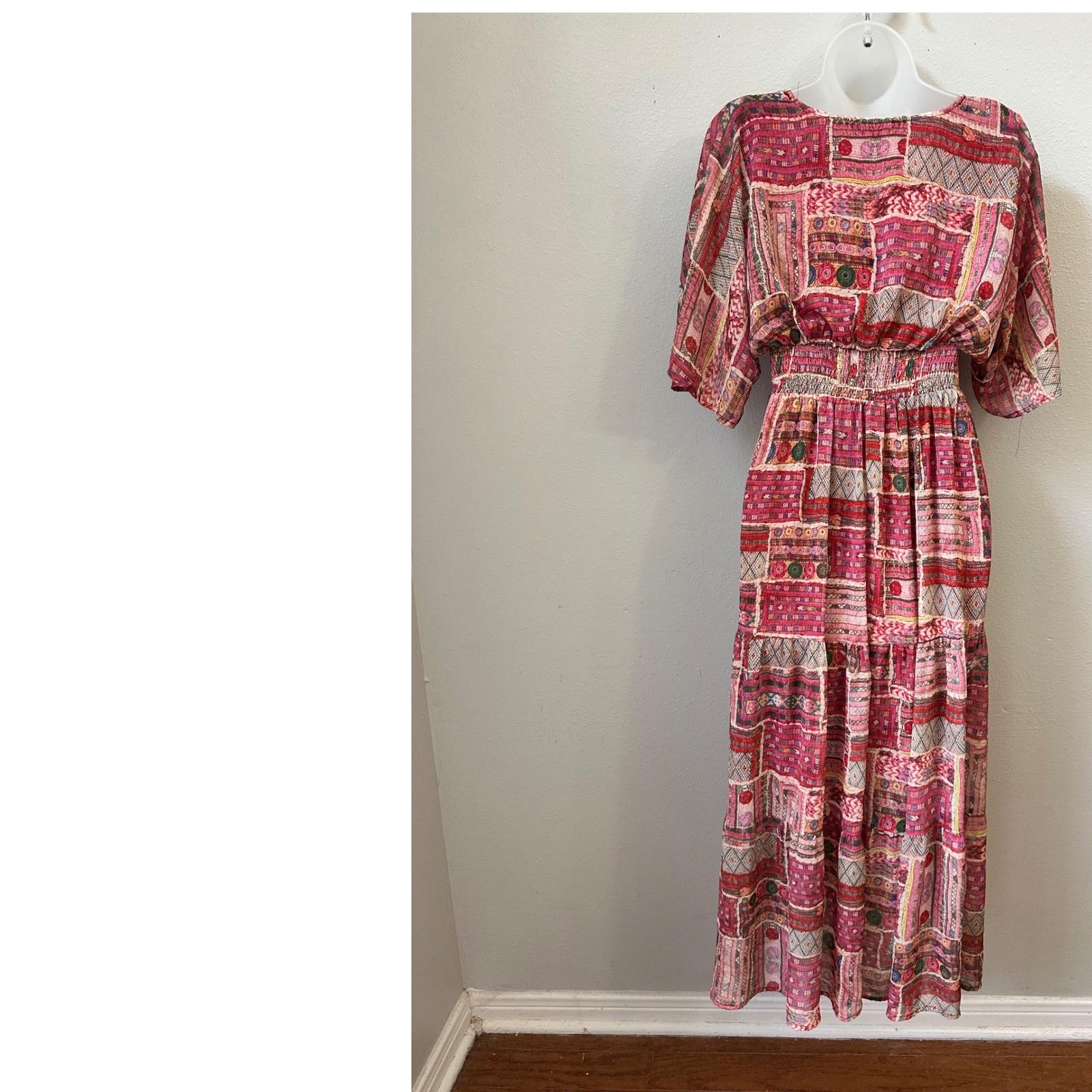 Entro Pink Red Print V-Neck Tiered Maxi Dress Small D22476 Boho Smocked
