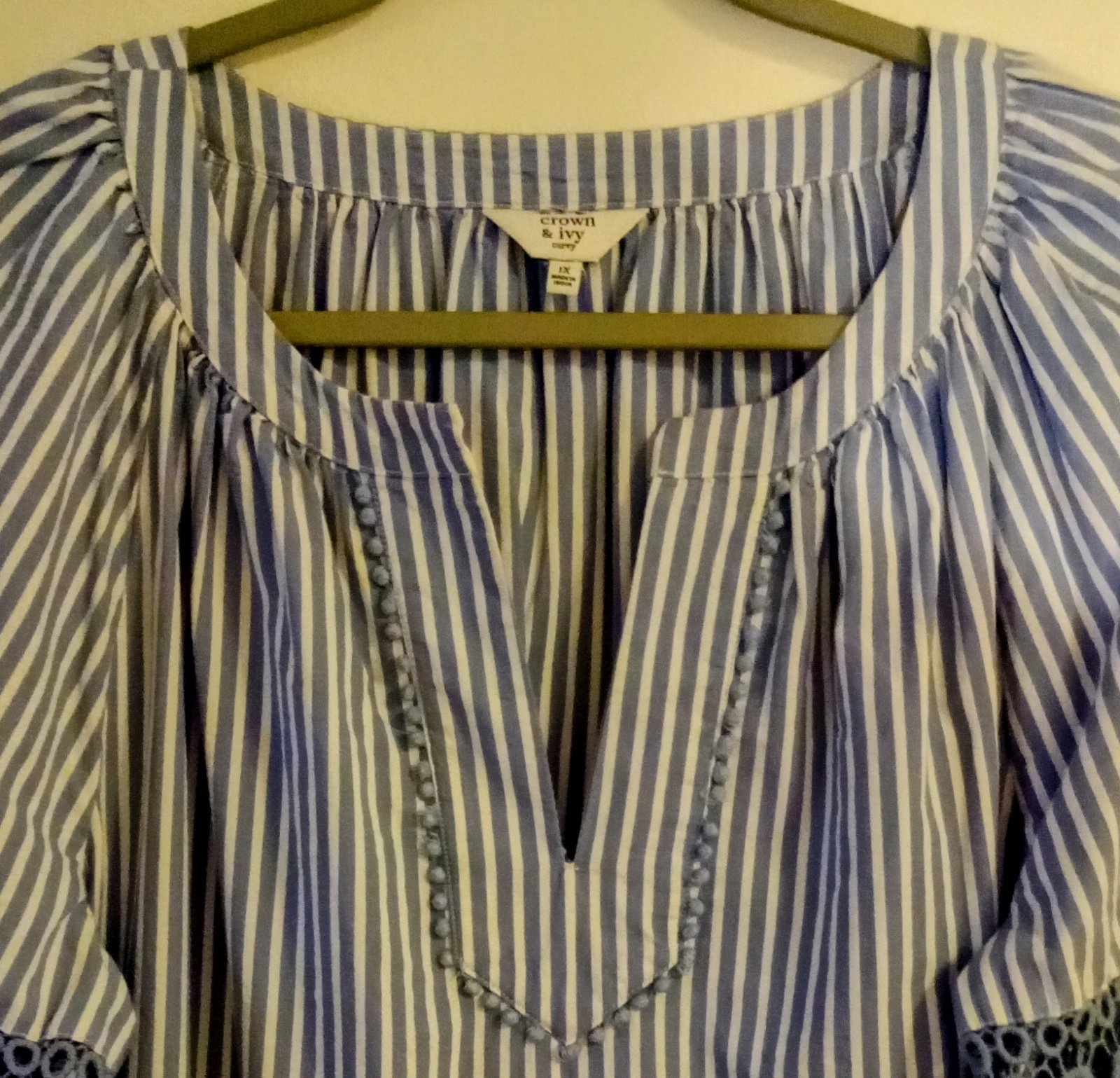 Crown & Ivy 1X Curvy Line Coastal Boho, Striped Split Neck Shift Tunic 👗 Dress
