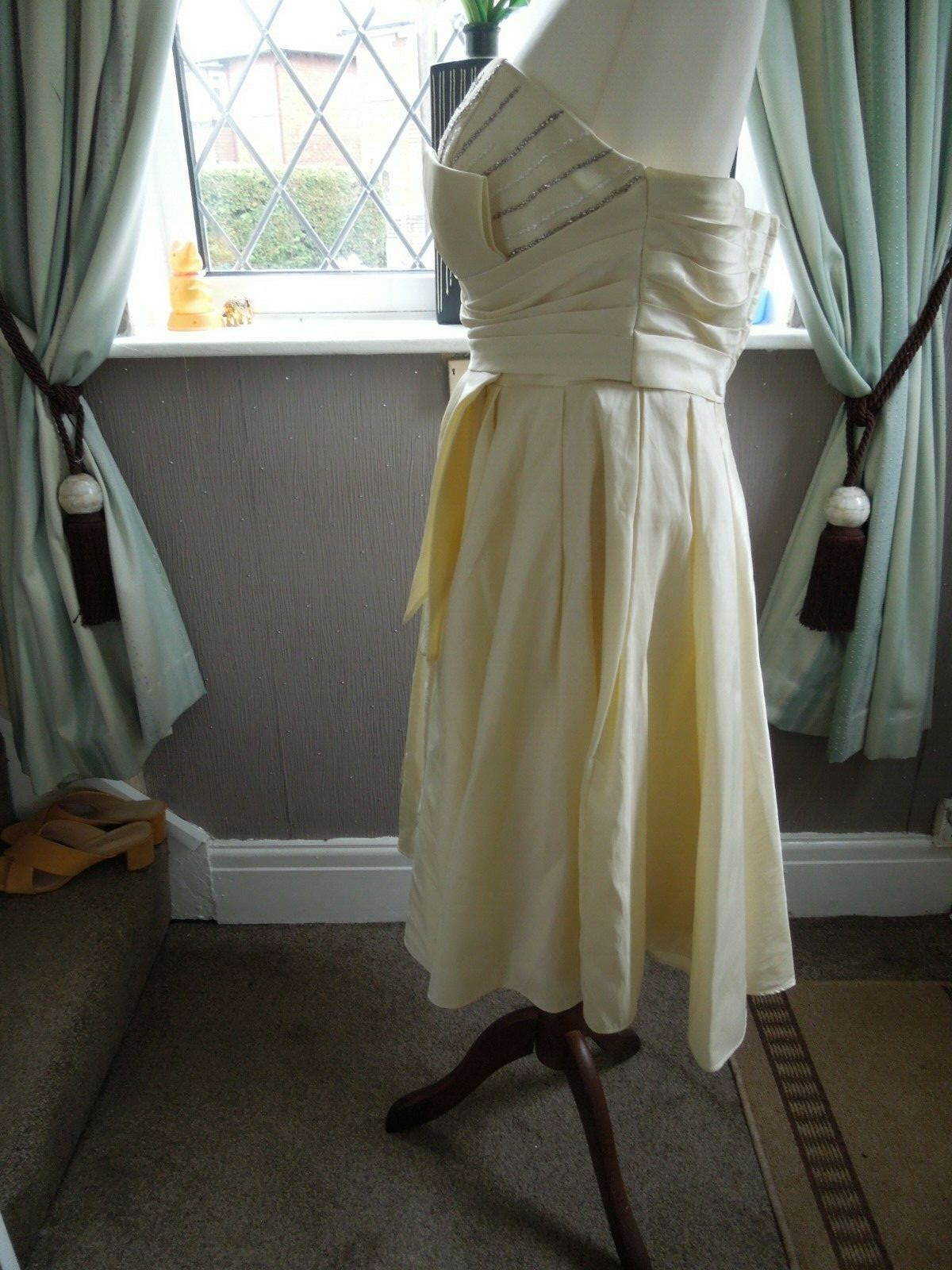 Stunning Yellow Midi Party Dress Size 12 – Dry Clean Only, Polyamide