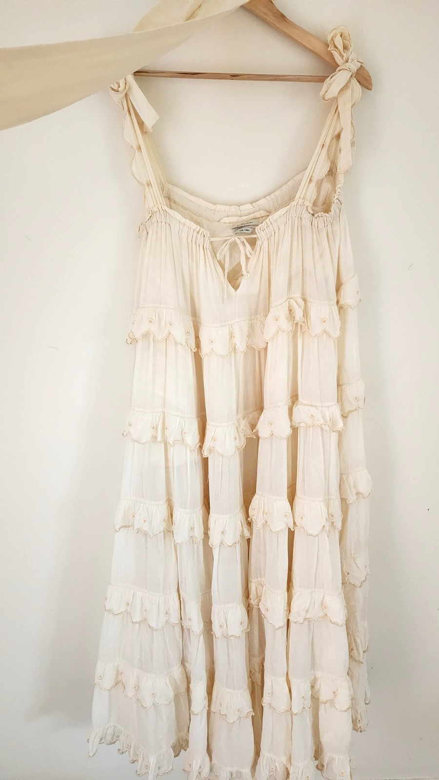 Innika Choo ~ Iva Biigdres Scallop Maxi Gown Dress Butter Creme 3 ~ 14 16 18 20