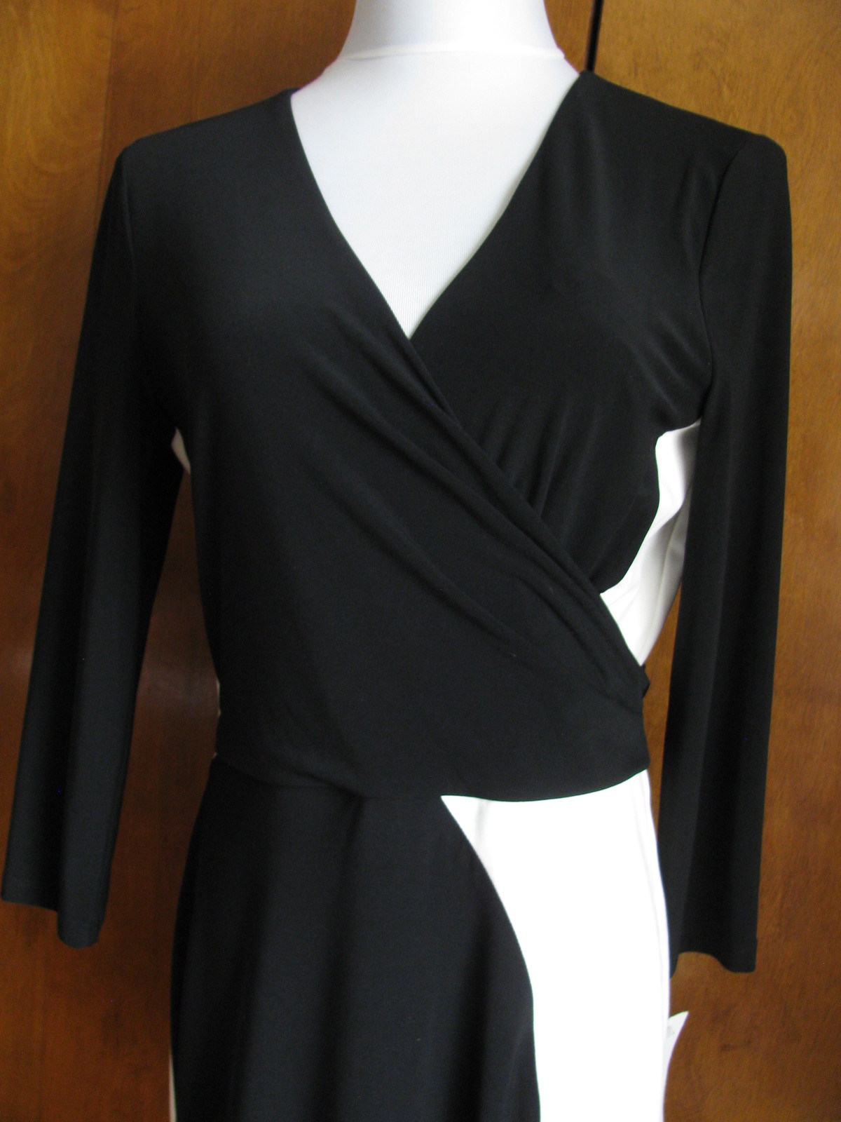 Lauren Ralph Lauren women’s black, white long sleeves dress 10