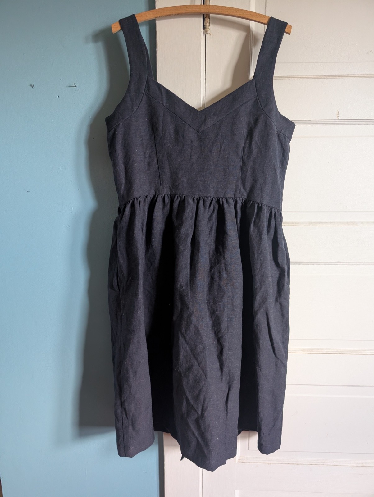 Liz Alig Mia Linen Dress in Navy. Size L