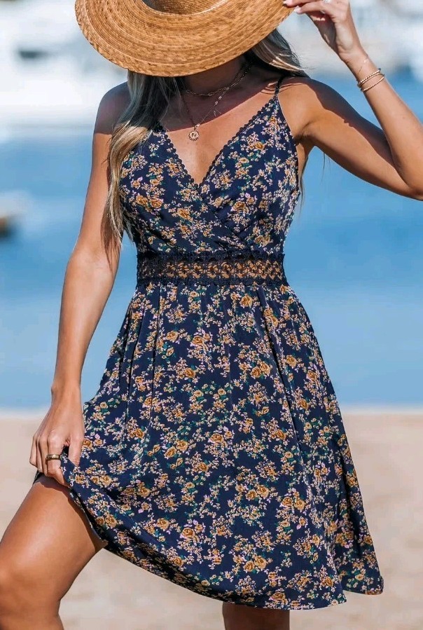 Nwt Cupshe Women’s Blue Ditsy Surplice Sleeveless Mini Dress Size Small