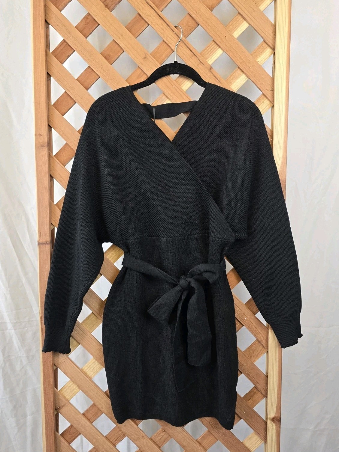 NWT Mansy Women’s Cocktail Batwing Long Sleeve Knit Sweater Mini Dress – Sz M