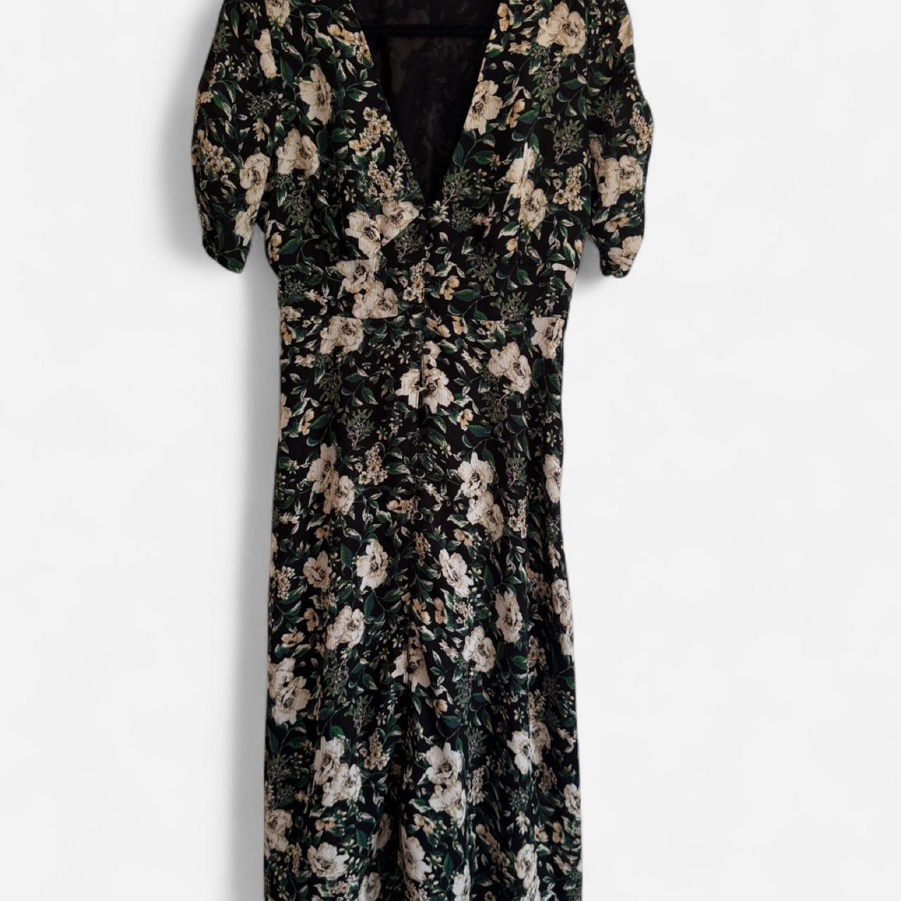 ASTR The Label Black and White Floral Polyester Midi Dress with Puffy Sleeves, M