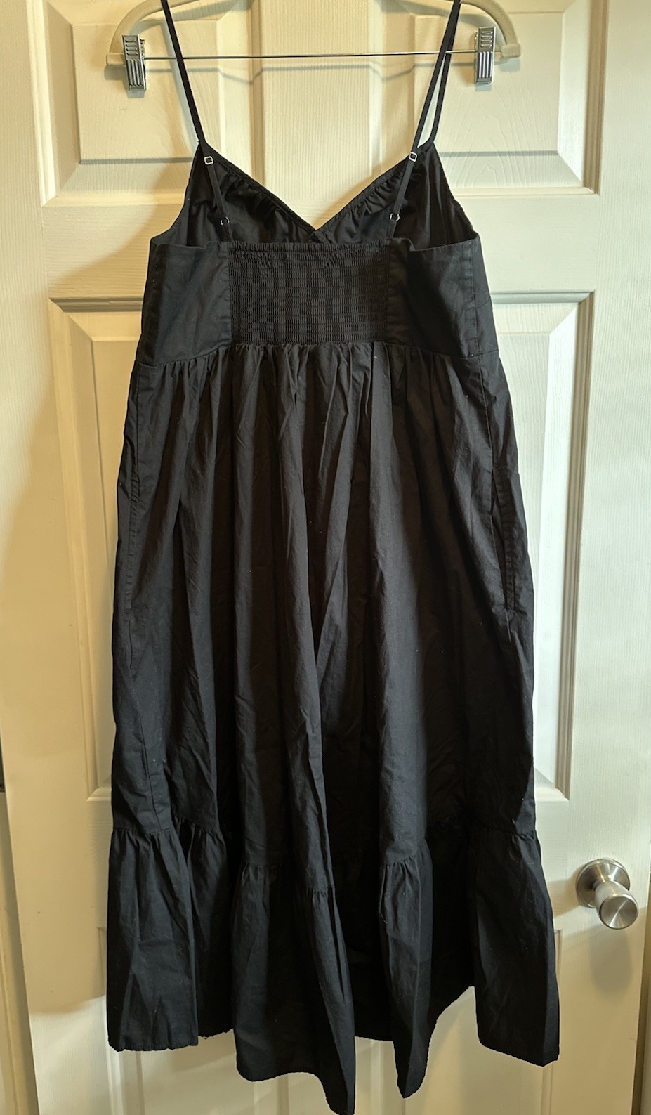 GAP Black V-Neck Spaghetti Strap Tiered Skirt Midi Dress L Minimal Capsule Chic