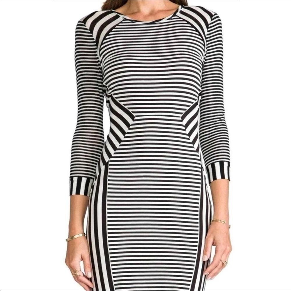 Diane von Furstenberg Striped 3/4 Sleeve Sheath Dress Size M
