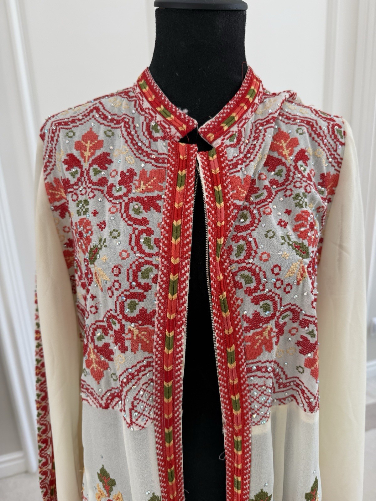 White Red Green Bohemian Maxi Dress One Size Tie Neck Belted Embroidered