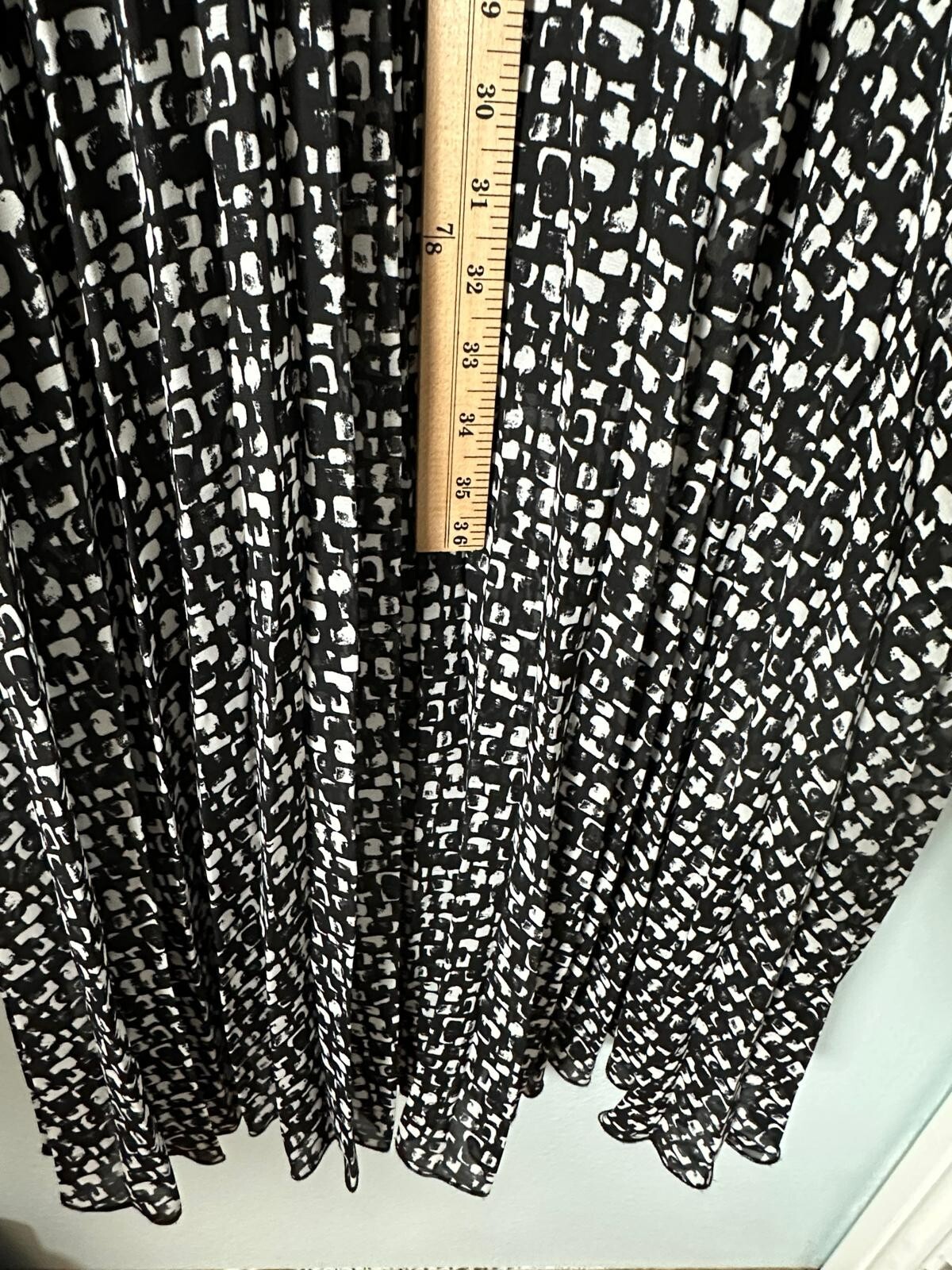 Indigo Rose Midi Dress Womens PS Black/White Print Flutter Sleeve Boho Casual