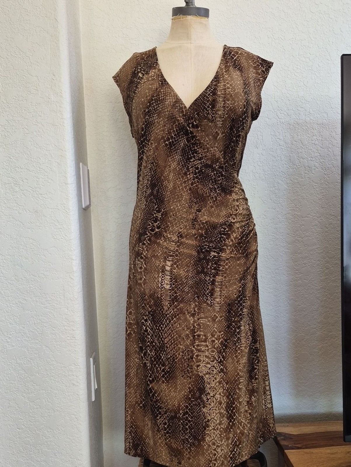 Lauren Ralph Lauren Wrap Top, Side Gathered, Snake Print, Stretch Dress Sz Large