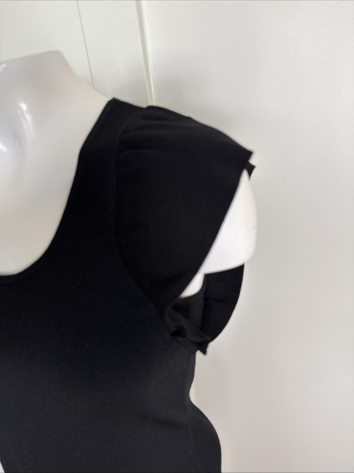 Express Petite Black Sz XS Knit Sheath Dress Ruffle Sleeves Slit Polyester Blend